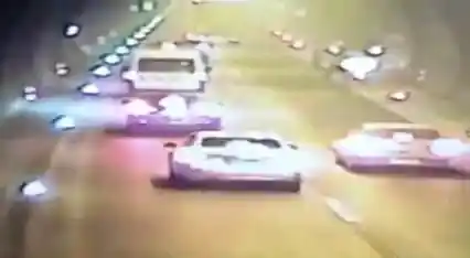 Ordu’da tünel içerisinde yanan araç, duyarlı sürücü sayesinde söndürüldü