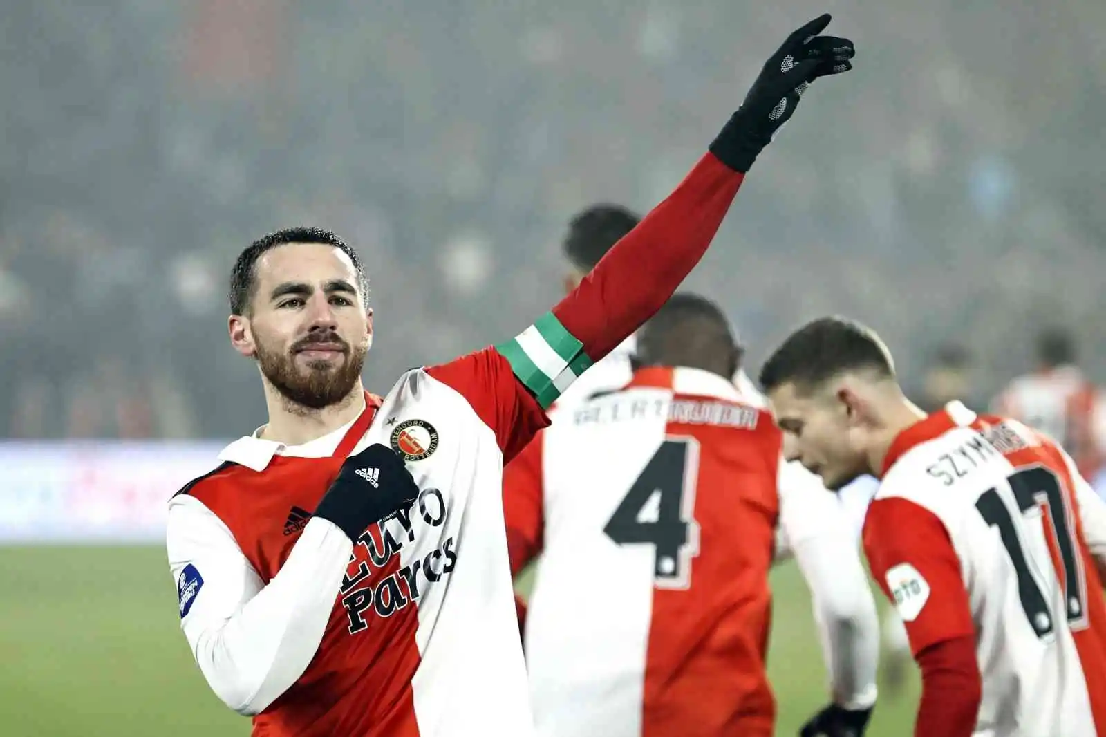 Orkun Kökçü, Feyenoord’u sırtlıyor
