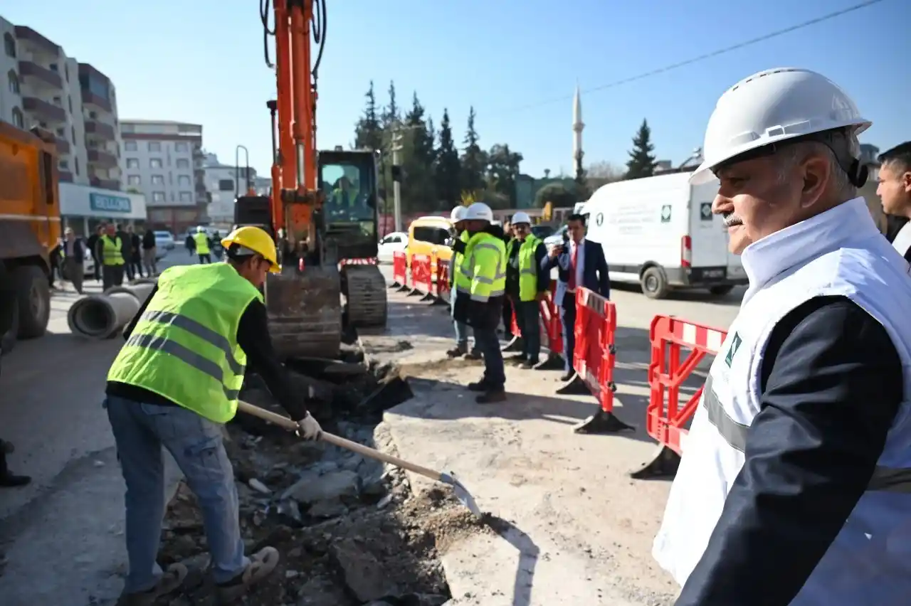 Osmaniye merkez içme suyu ve merkez kanalizasyon projesinde ilk kepçe vuruldu
