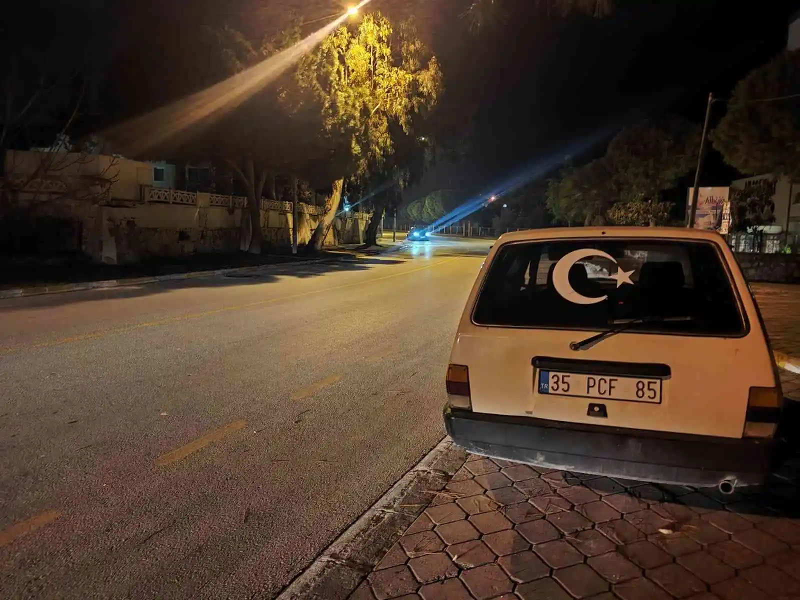 Otomobilin çarptığı yaya ağır yaralandı, alkollü sürücü gözaltında