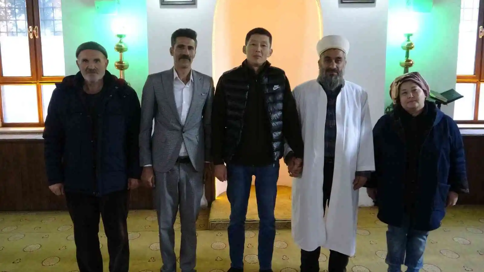 (Özel) Eşi Müslüman olunca gözyaşlarını tutamadı
