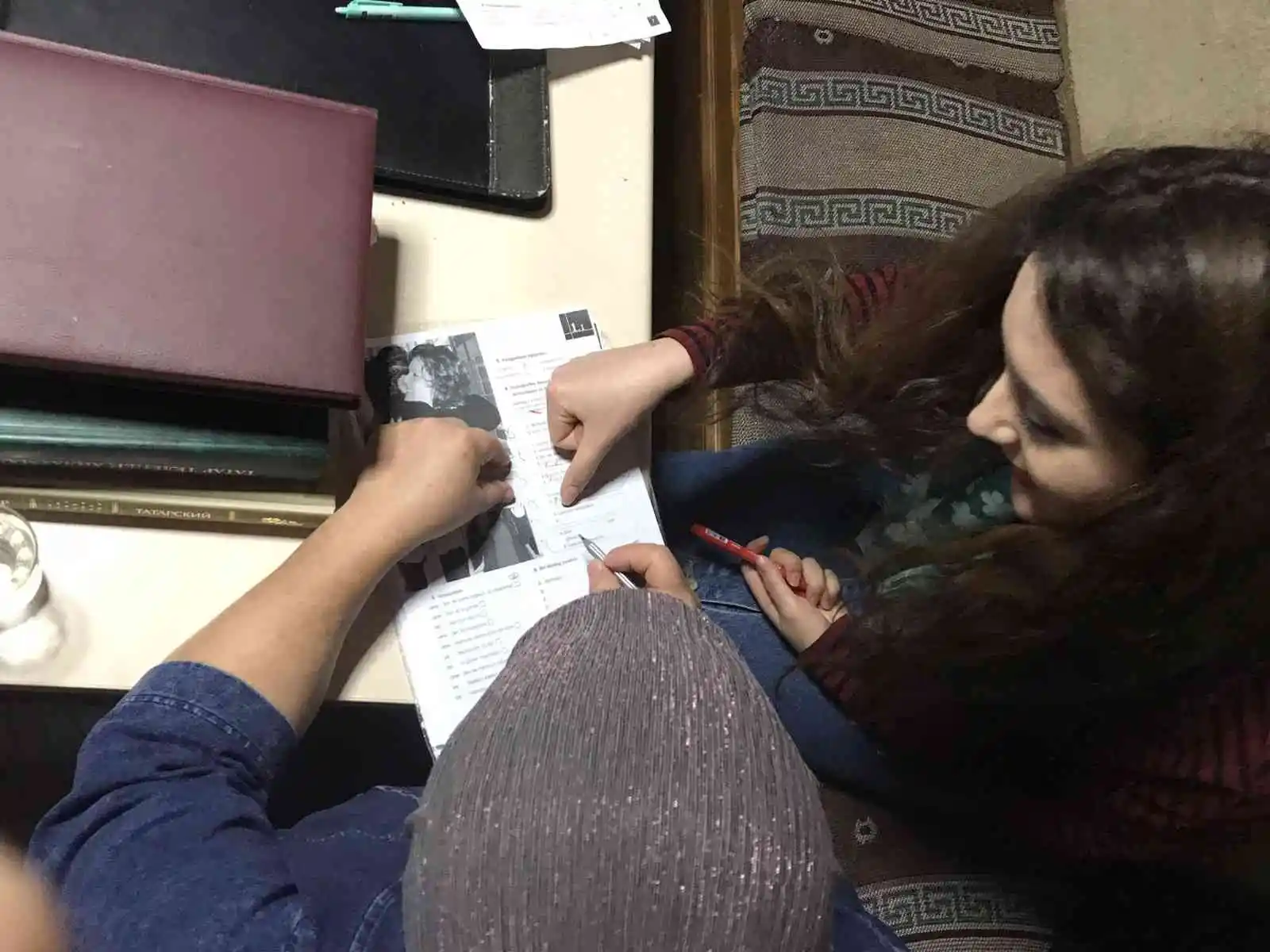 (ÖZEL) Tek başına 7 yılda farklı ülkelerden 4 bin 500 öğrenciye Türkçe öğretti