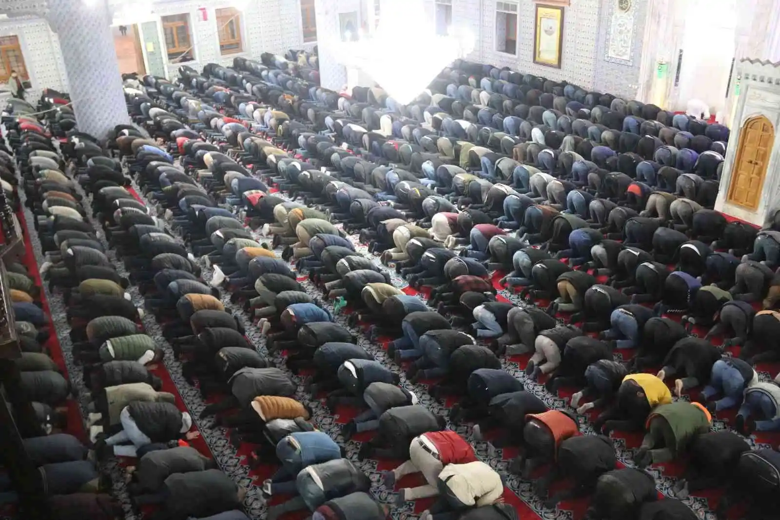 Peygamberler Şehrinde Regaip Kandili coşkusu