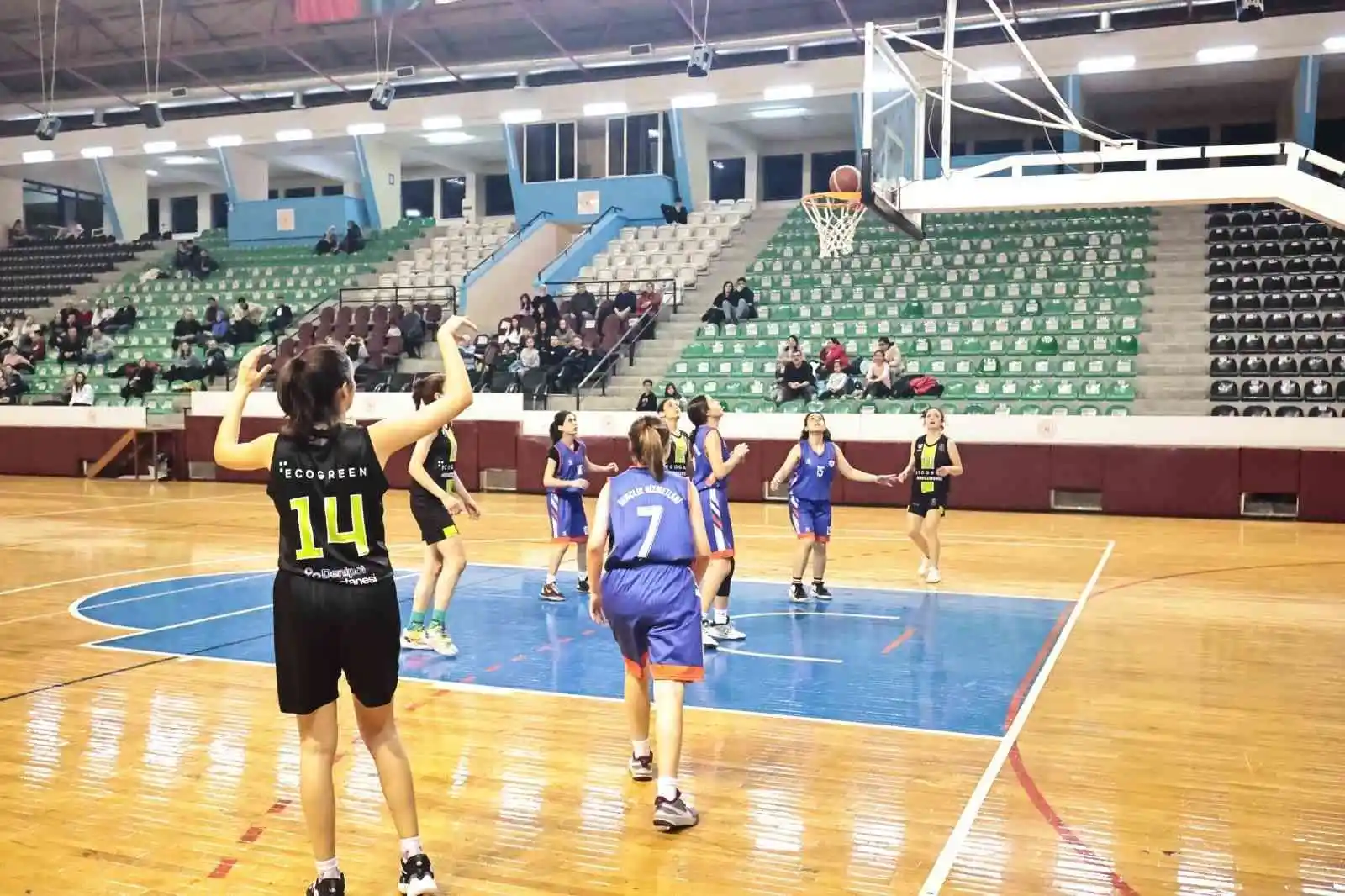 Potanın şampiyonu Ecogreen Merkezefendi Basket oldu
