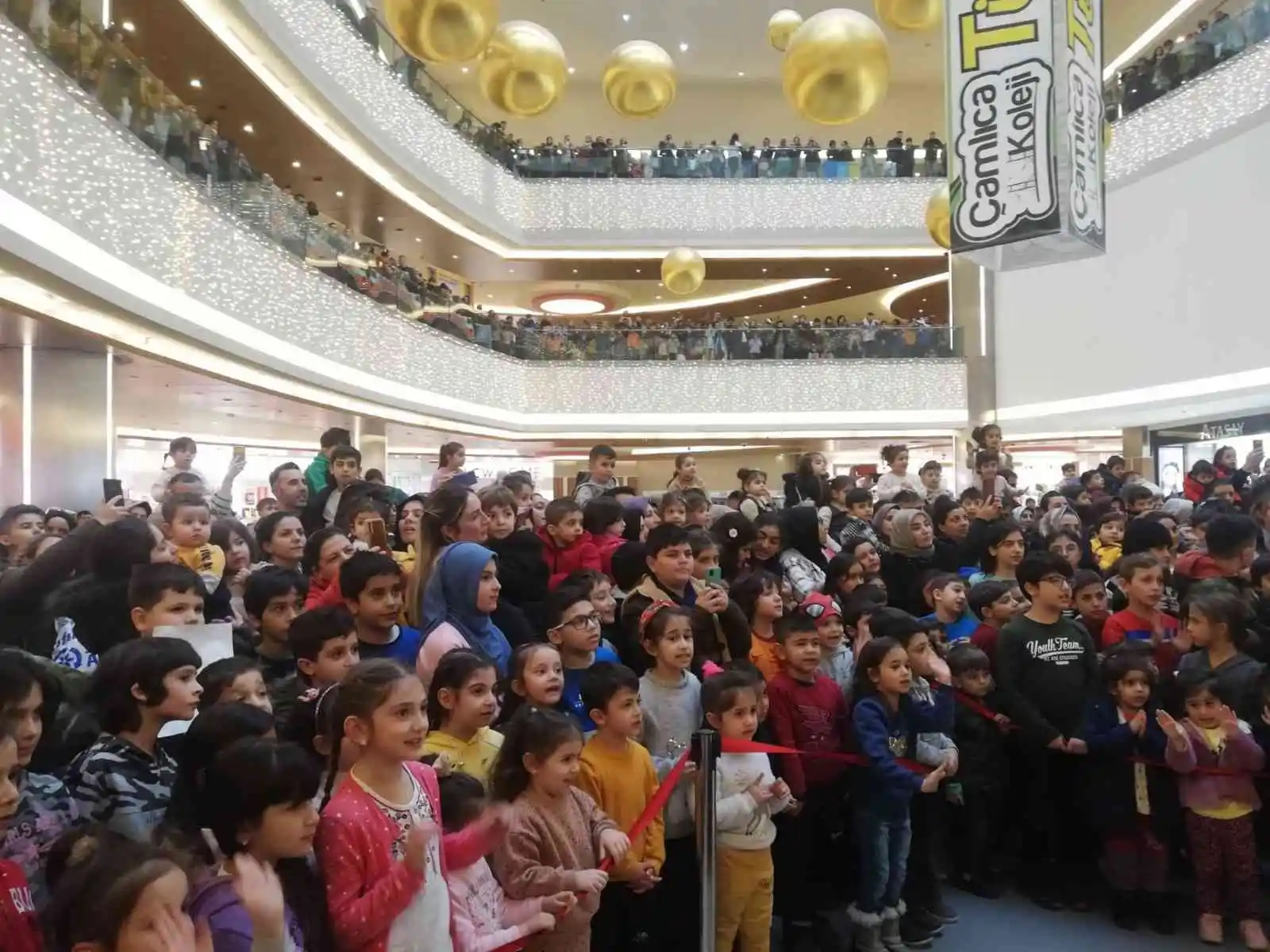 Rafadan Tayfa Malatya’da çocuklarla buluştu