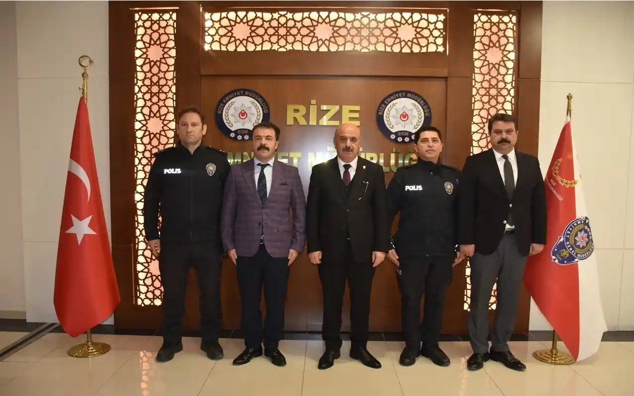Rize'de ayın polisleri ödüllendirildi