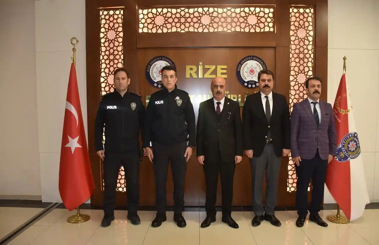 Rize’de ayın polisleri ödüllendirildi
