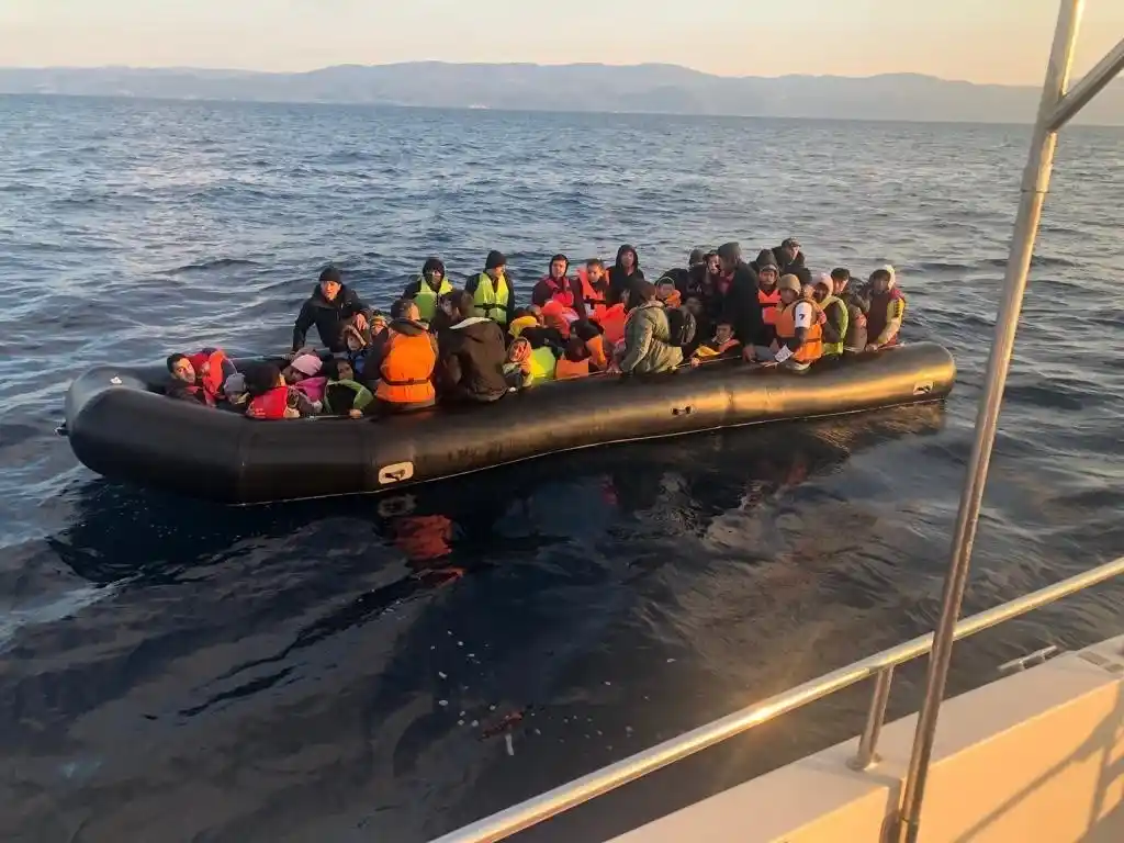 Sahil Güvenlik 2022’de Ayvacık’ta Yunanistan’ın geri ittiği 2 bin 225 göçmeni kurtardı