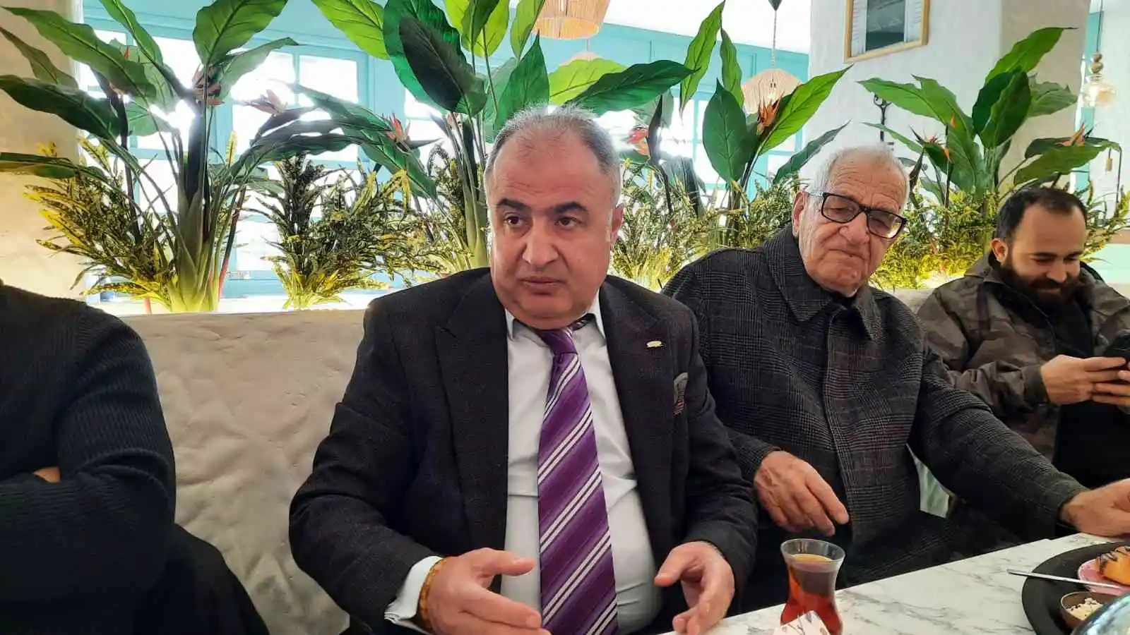 Şahin Ek: