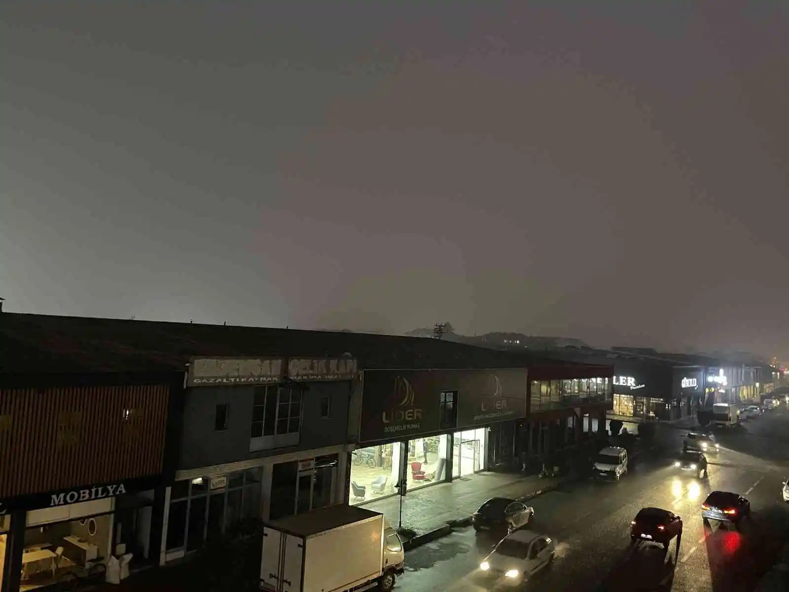Sakarya’da yağmur ve sis etkili oluyor