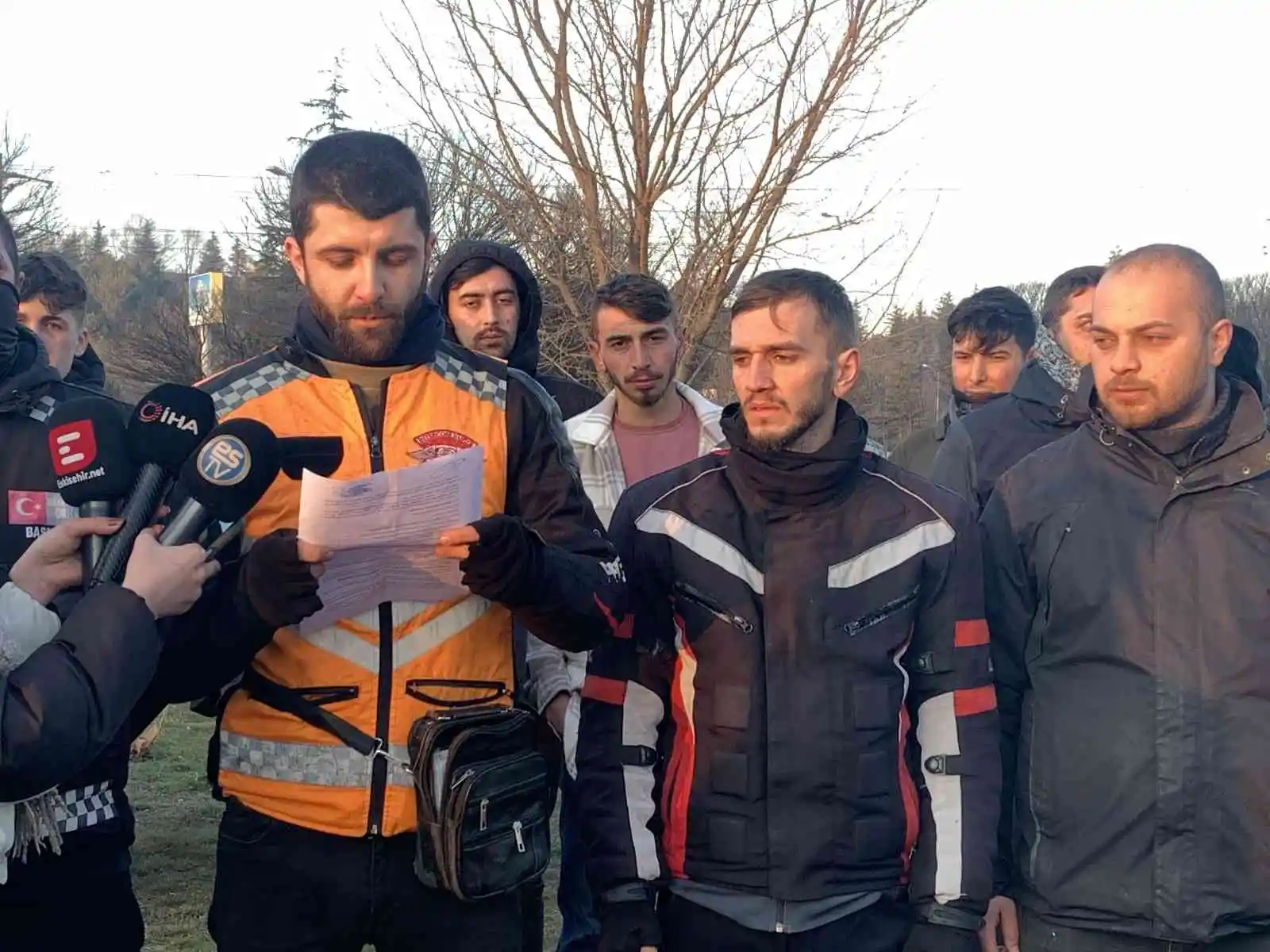 Saldırıya uğrayan kuryelerden basın açıklaması