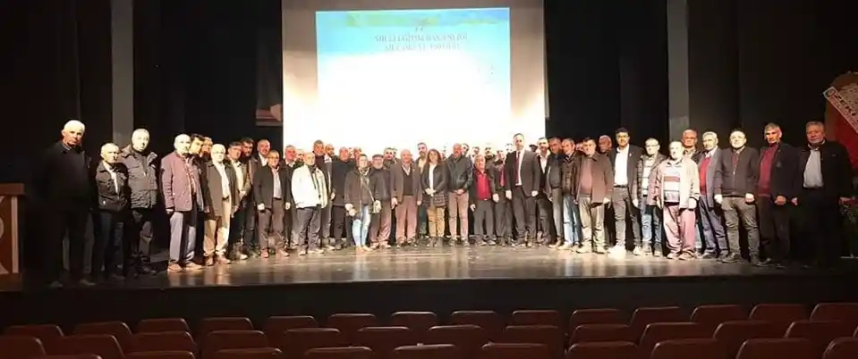 Salihli'de muhtarlar "Aile Okulu Projesine" katıldı