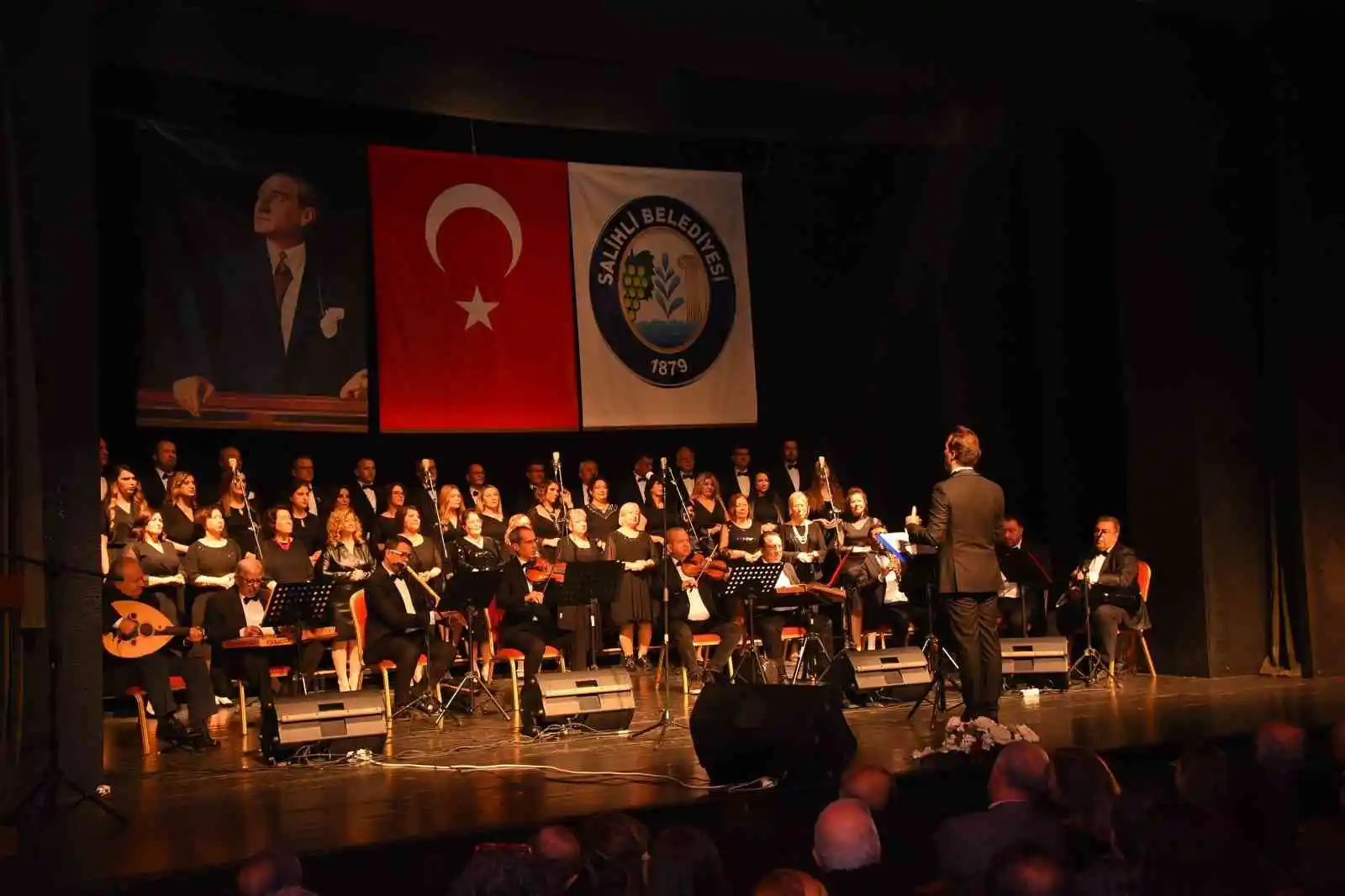 Salihli'de 'Ustalara Saygı' konseri
