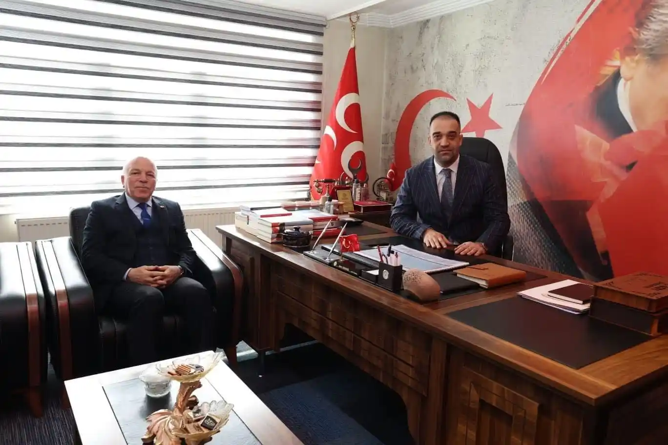 Sekmen'den MHP'ye ziyaret