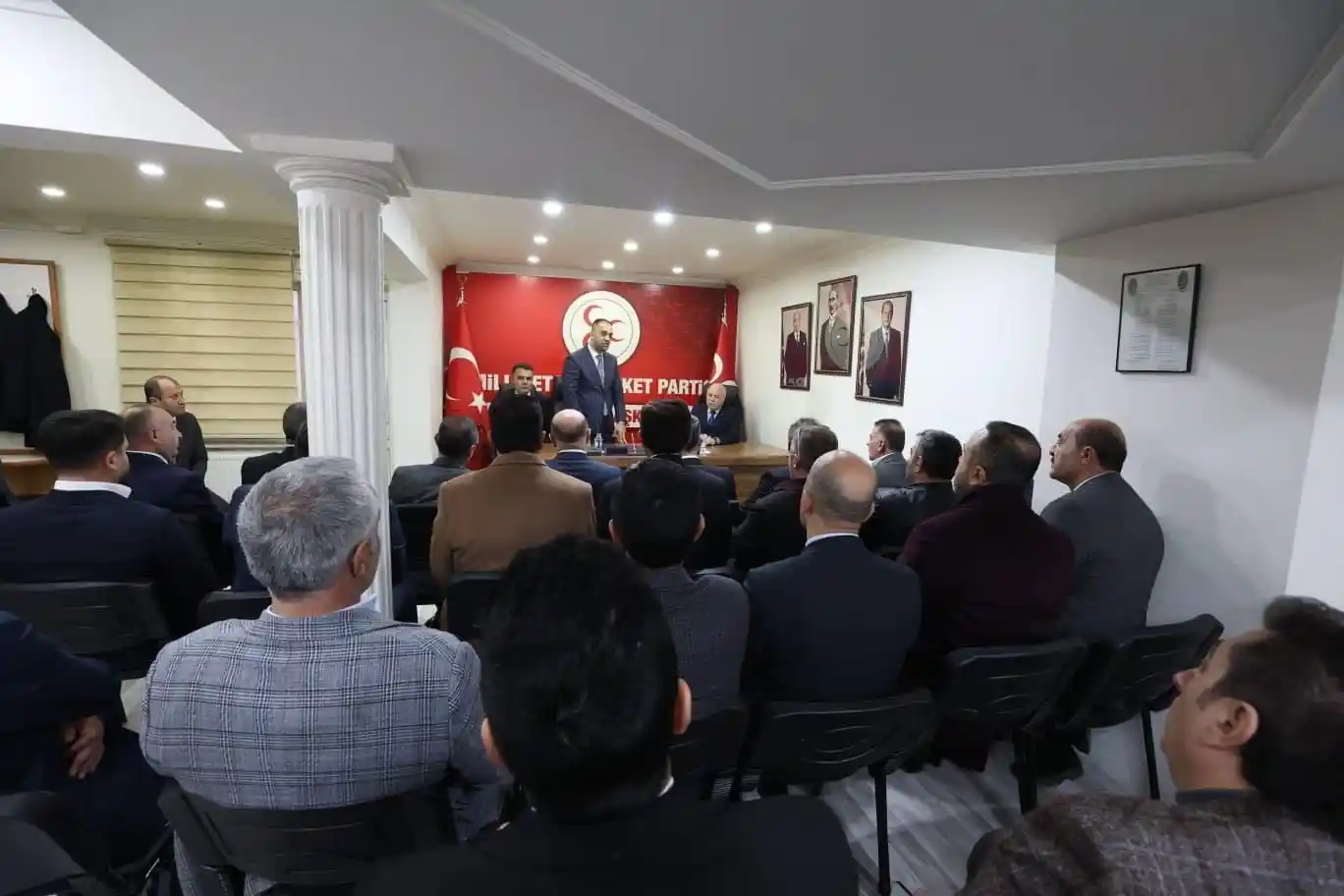 Sekmen’den MHP’ye ziyaret