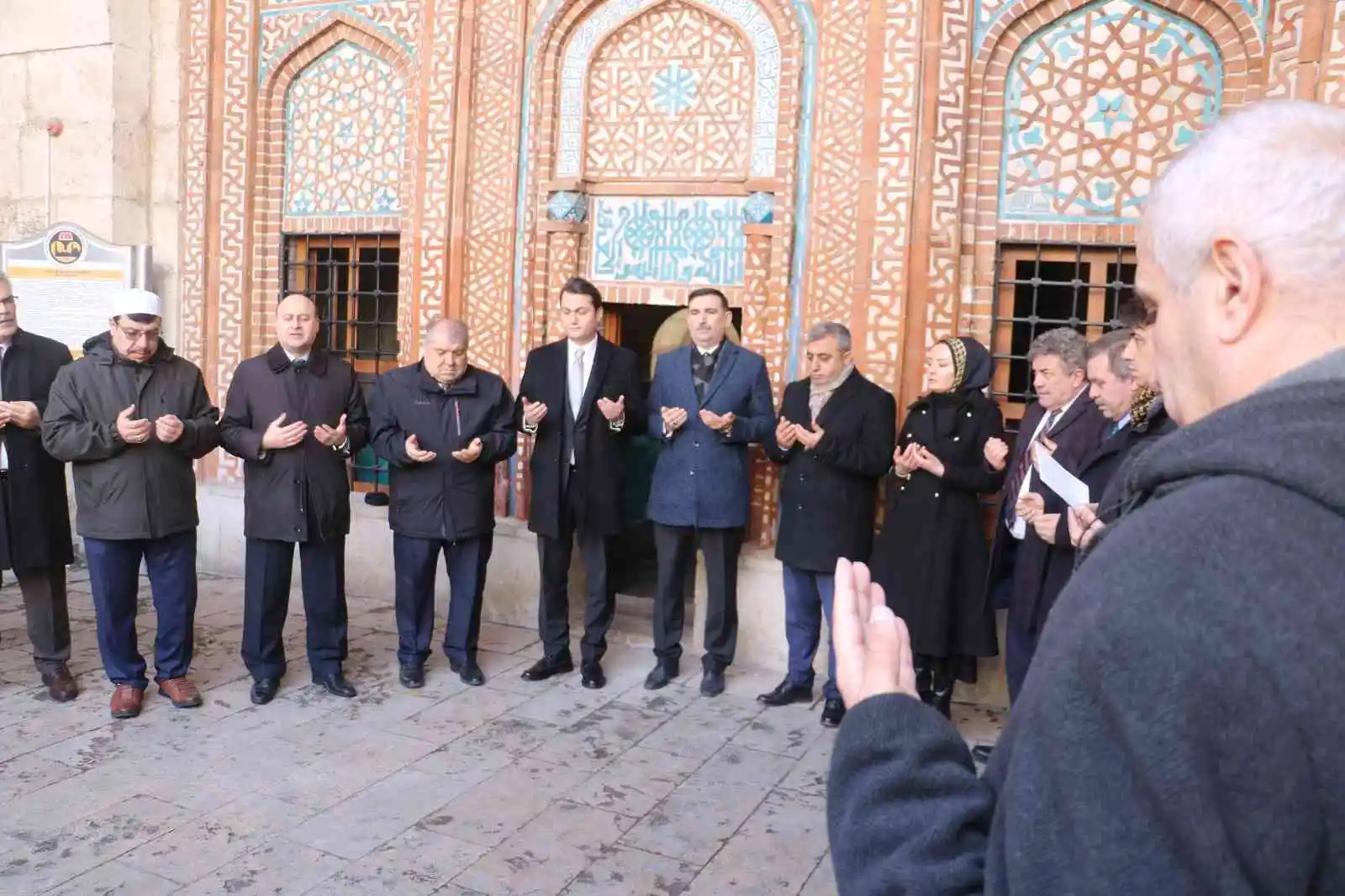 Selçuklu Sultanı I. İzzeddin Keykavus ölümünün 803'üncü yılında mezarı başında anıldı
