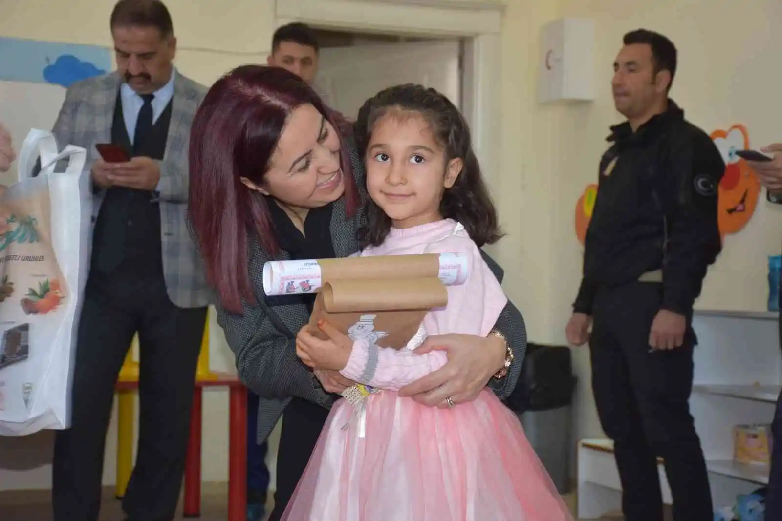Siirt’te 89 bin 800 öğrenci karne sevinci yaşadı