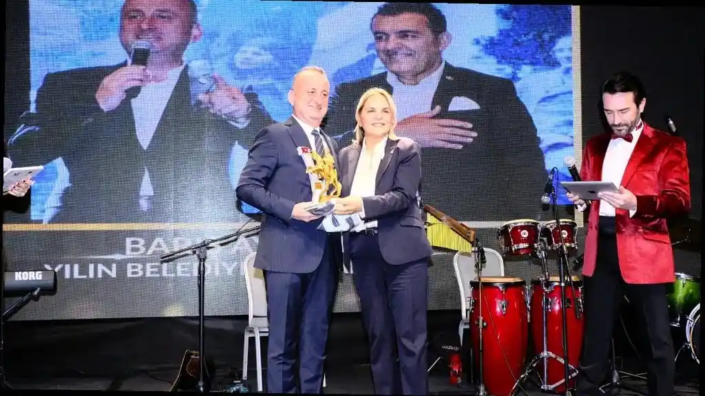 Sinop Belediyesine ‘Yılın Belediye Başkanı’ ödülü