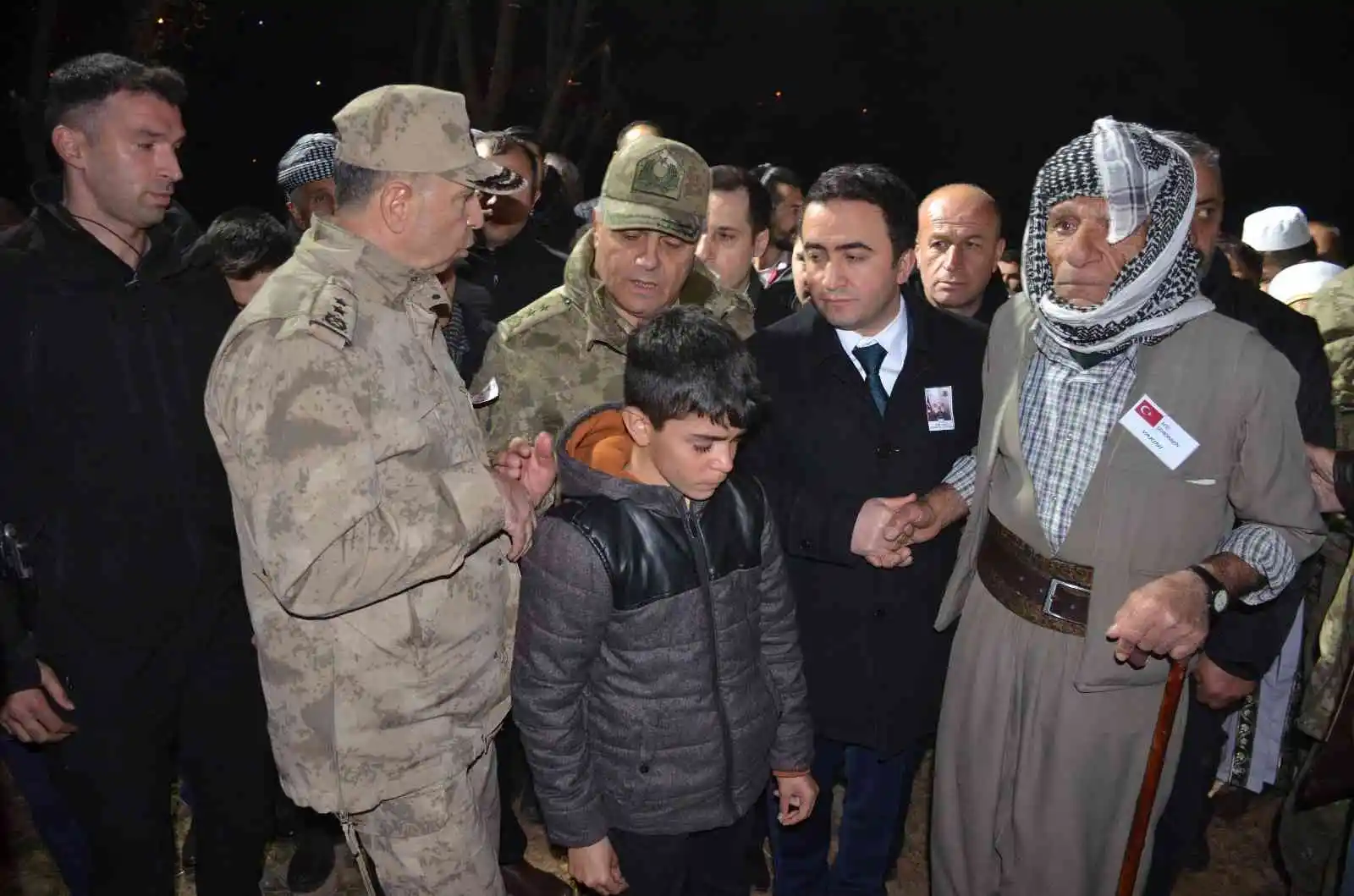 Şırnak’ta çatışmada şehit olan güvenlik korucusu son yolculuğuna uğurlandı
