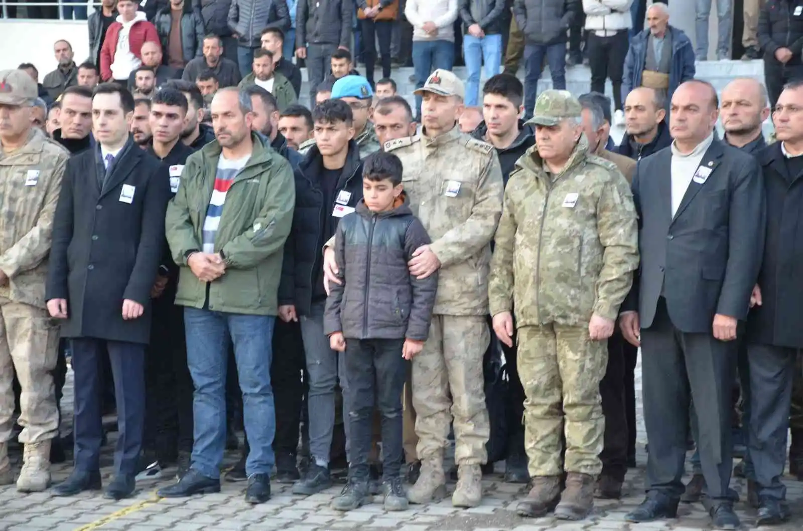 Şırnak’ta komutanın elleriyle gözyaşlarını temizlediği şehit çocuğu konuştu
