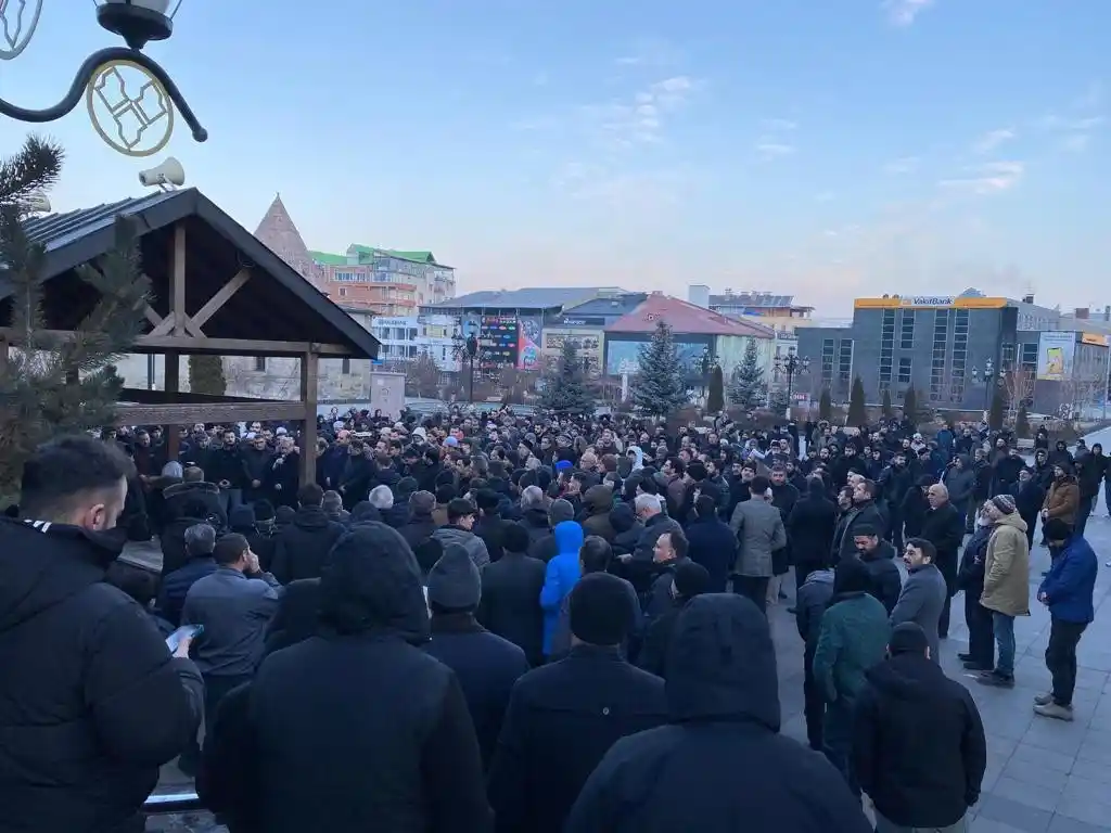 Sivil Toplum Platformu’ndan Kur’an-ı Kerim’e yapılan saygısızlığa tepki
