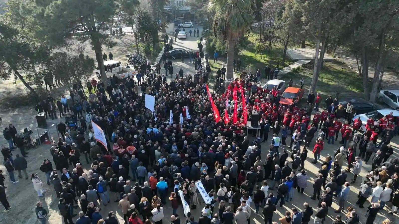 Soyer, Buca Cezaevi’nin arazisiyle ilgili konuştu: “Kimse bu araziyi İzmirlinin elinden alamaz”