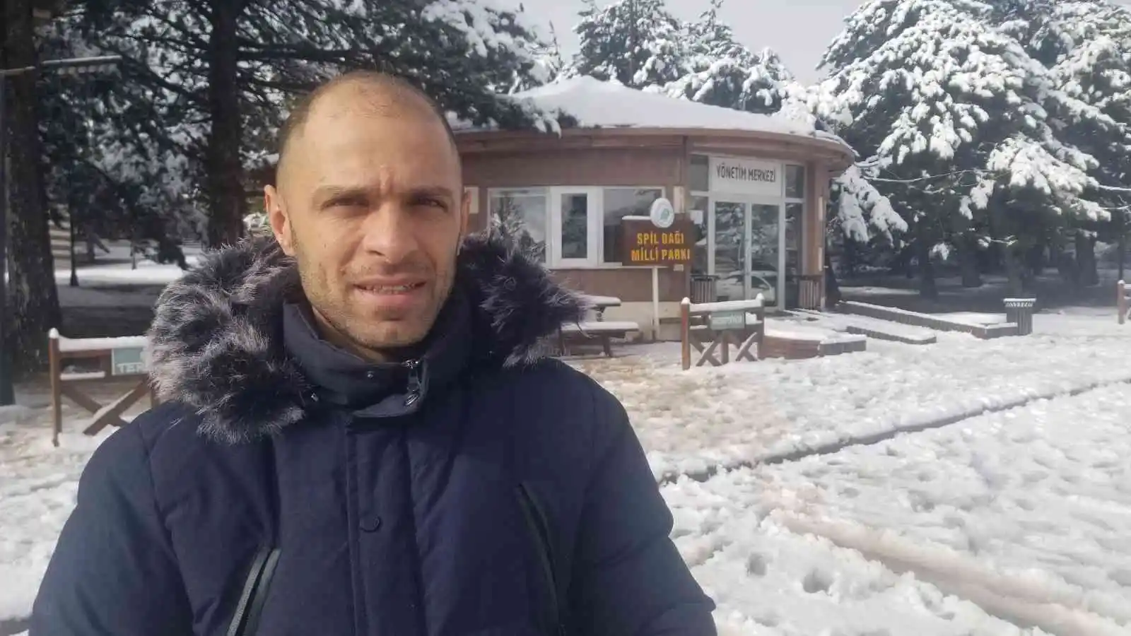 Spil Dağı Milli Parkı beyaza büründü
