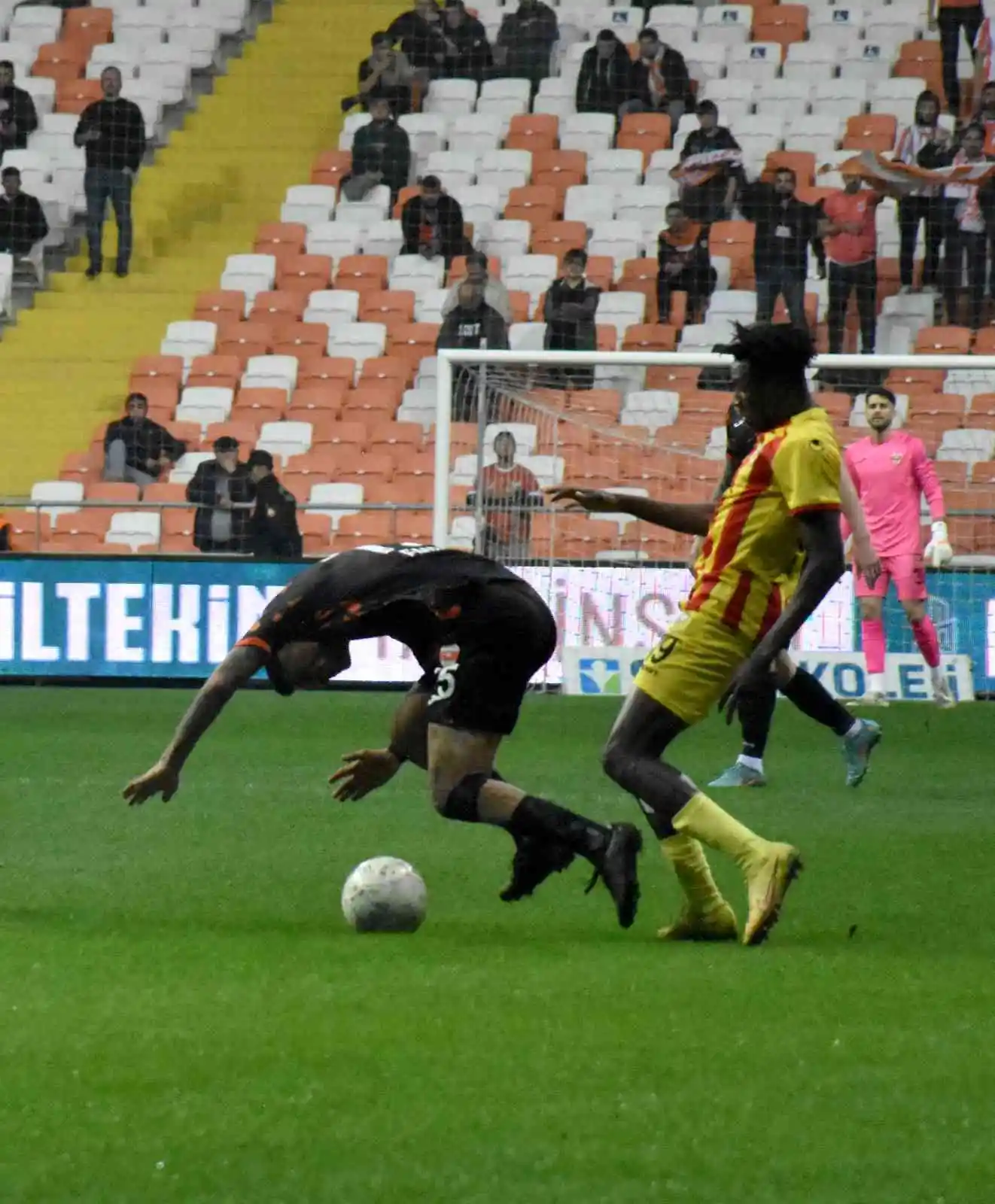 Spor Toto 1. Lig: Adanaspor: 2 - Yeni Malatyaspor: 2