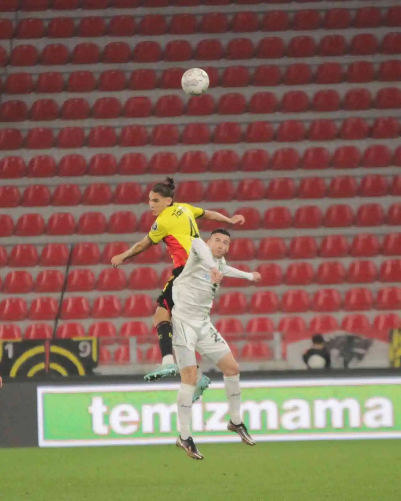 Spor Toto 1. Lig: Göztepe: 0 - Sakaryaspor: 1