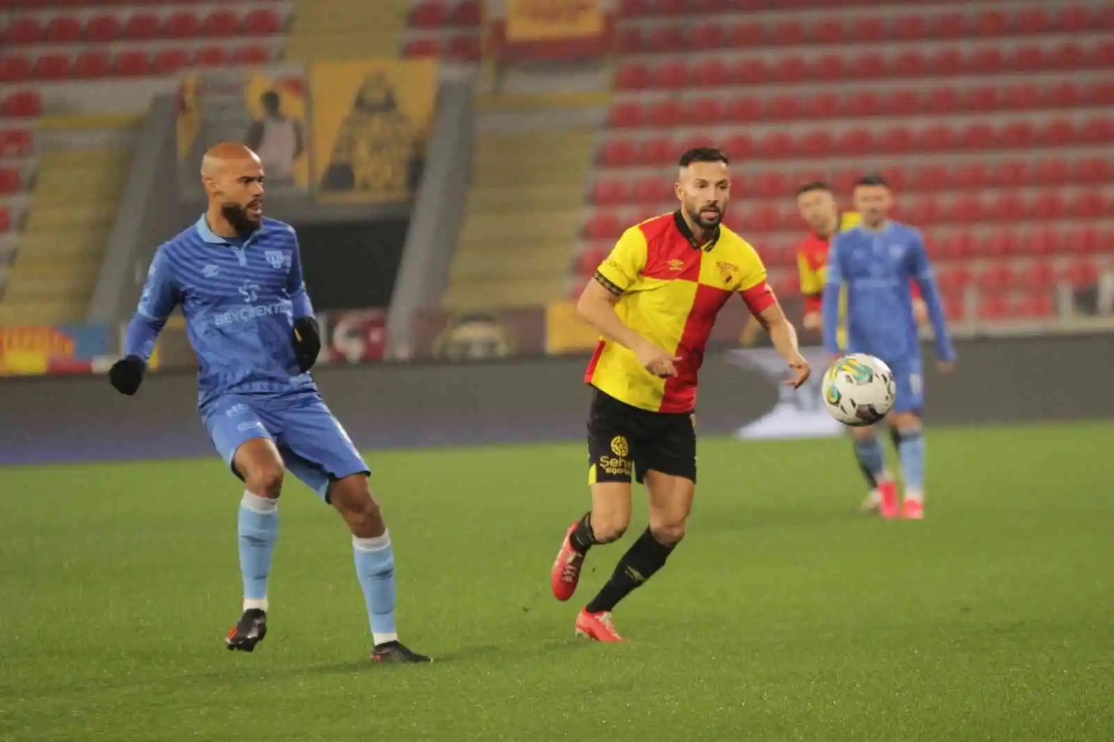 Spor Toto 1. Lig: Göztepe: 3 - Bandırmaspor: 1