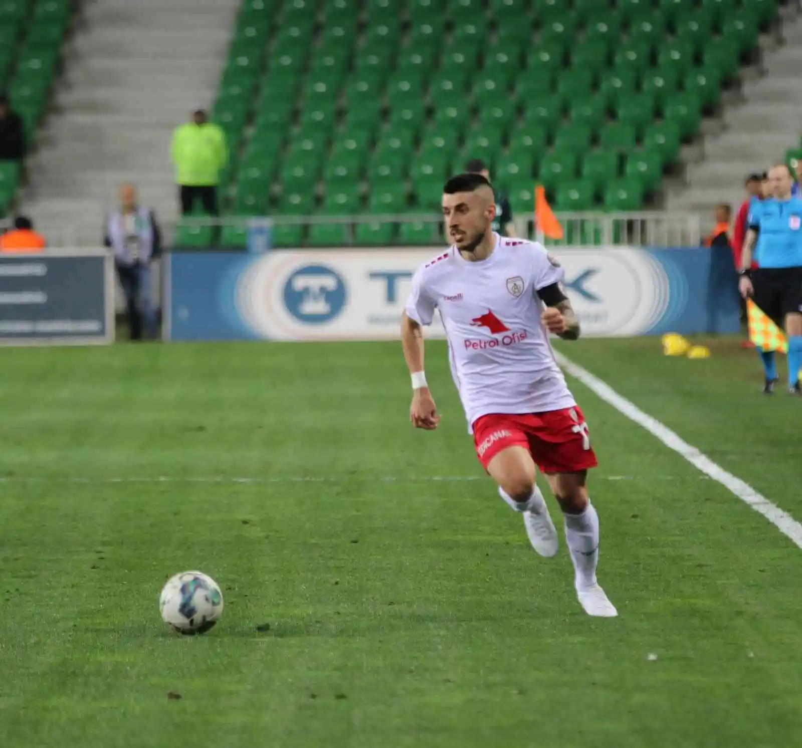 Spor Toto 1. Lig: Sakaryaspor: 2 - Altınordu: 1