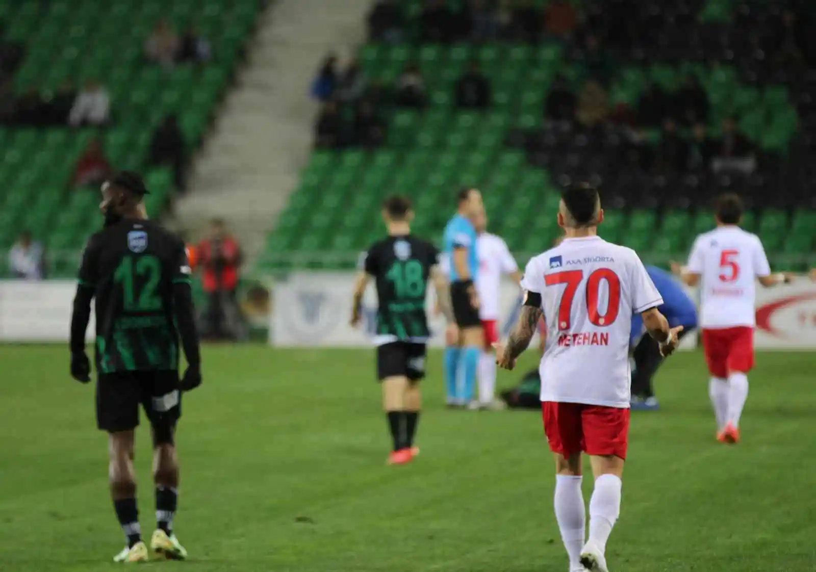 Spor Toto 1. Lig: Sakaryaspor: 2 - Altınordu: 1