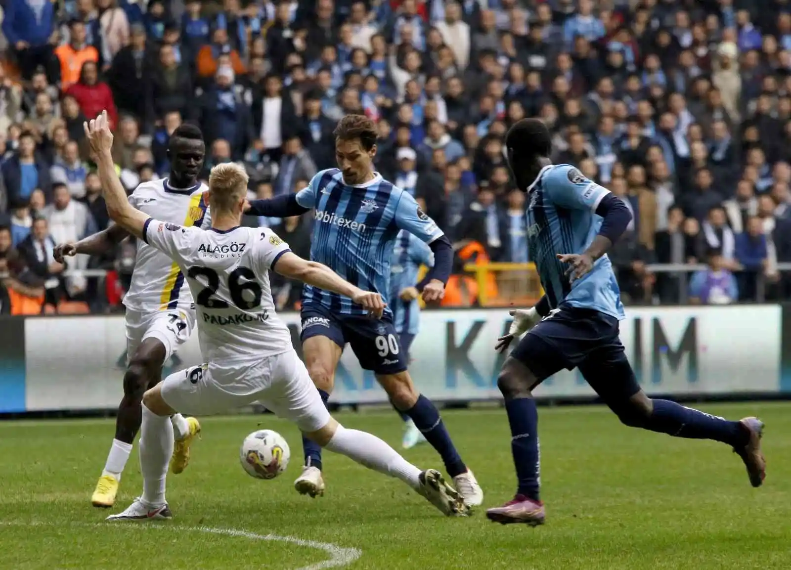 Spor Toto Süper Lig: Adana Demirspor: 3 - MKE Ankaragücü: 1 (Maç sonucu)
