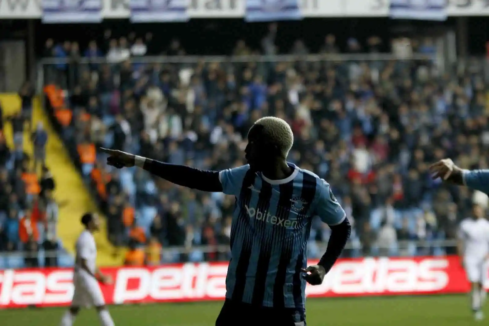 Spor Toto Süper Lig: Adana Demirspor: 6 - İstanbulspor: 0 (Maç sonucu)
