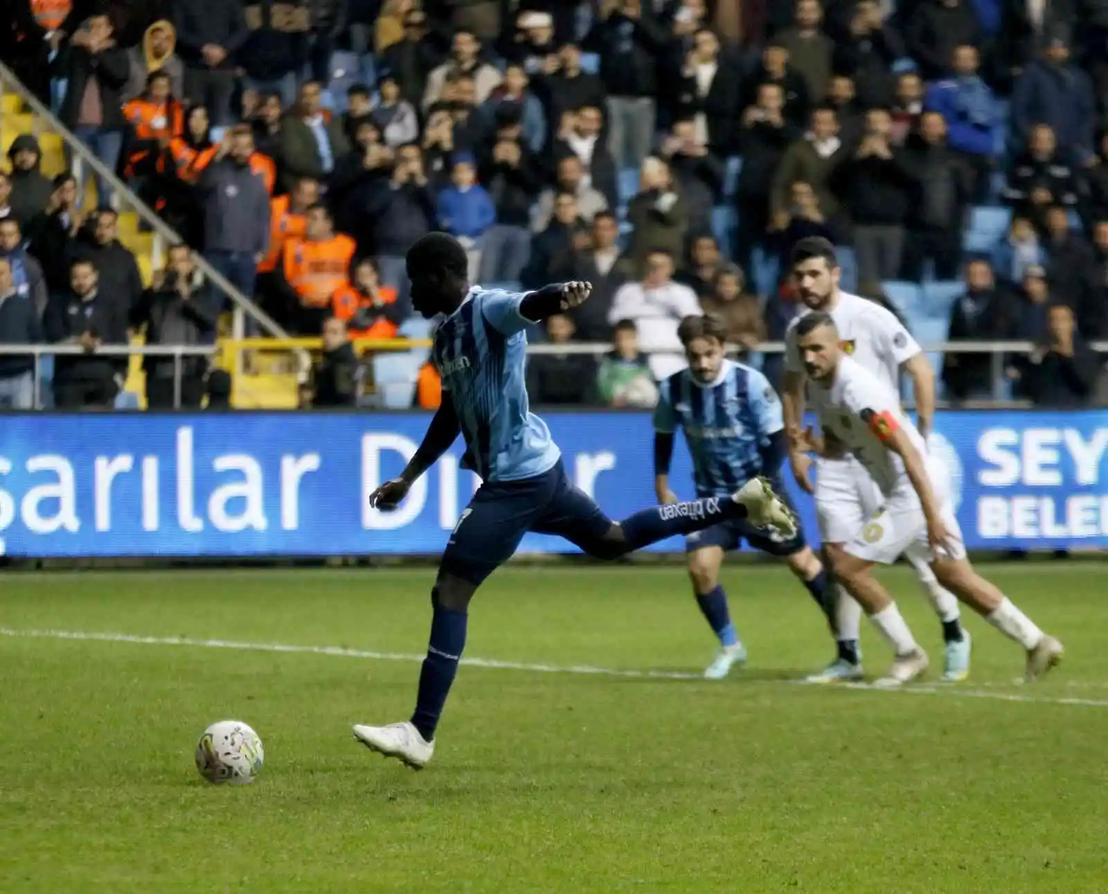 Spor Toto Süper Lig: Adana Demirspor: 6 - İstanbulspor: 0 (Maç sonucu)