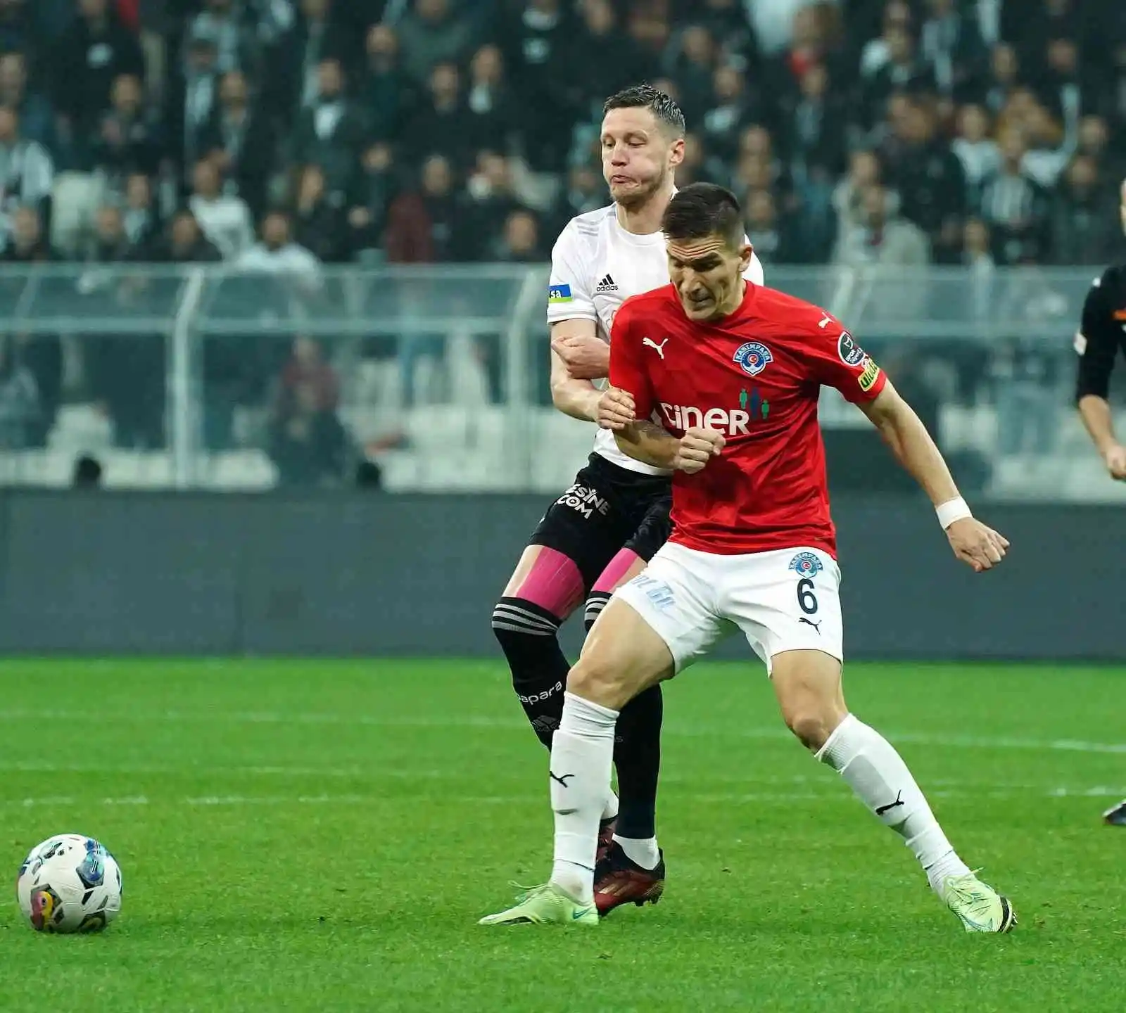 Spor Toto Süper Lig: Beşiktaş: 0 - Kasımpaşa: 0 (Maç devam ediyor)