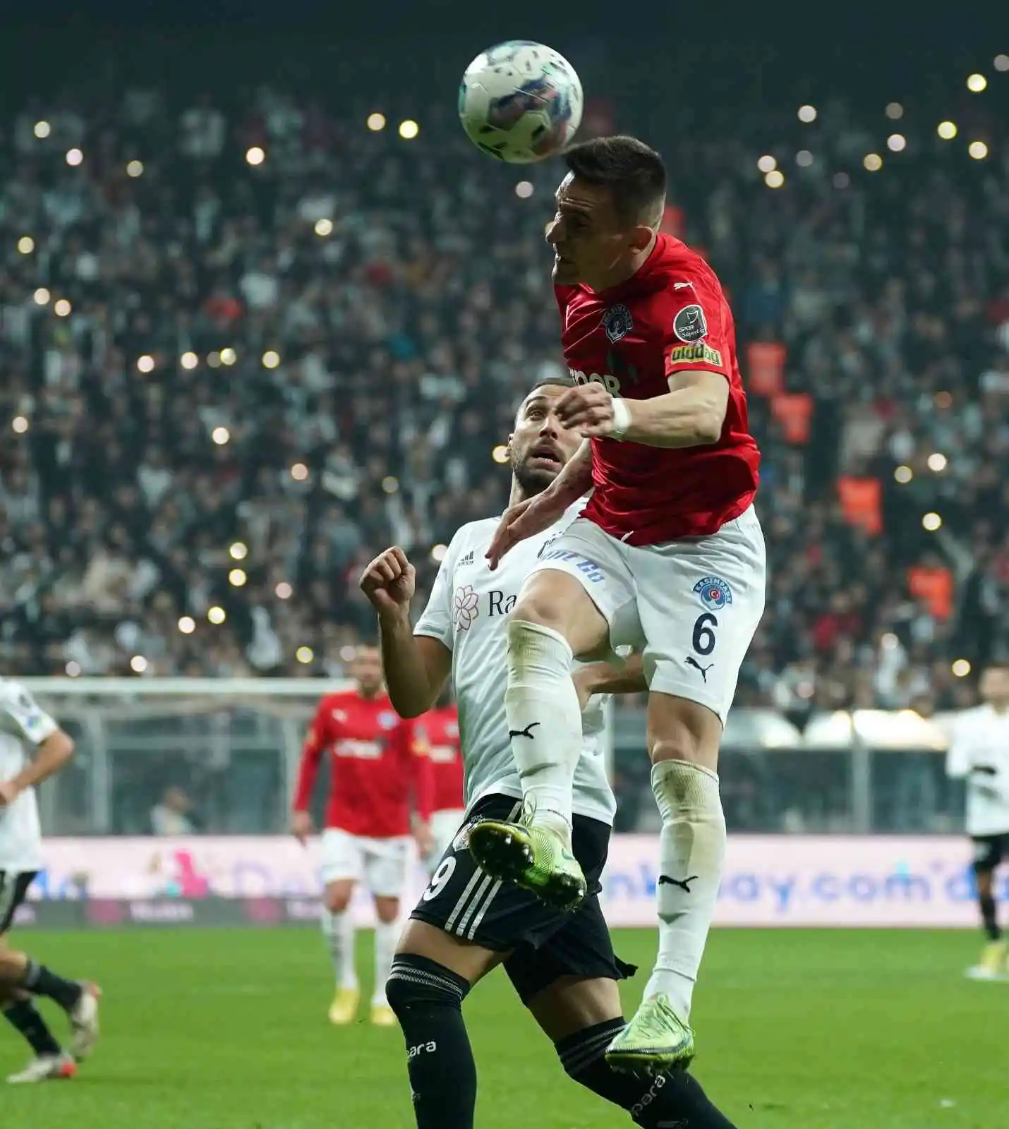 Spor Toto Süper Lig: Beşiktaş: 2 - Kasımpaşa: 1 (Maç sonucu)