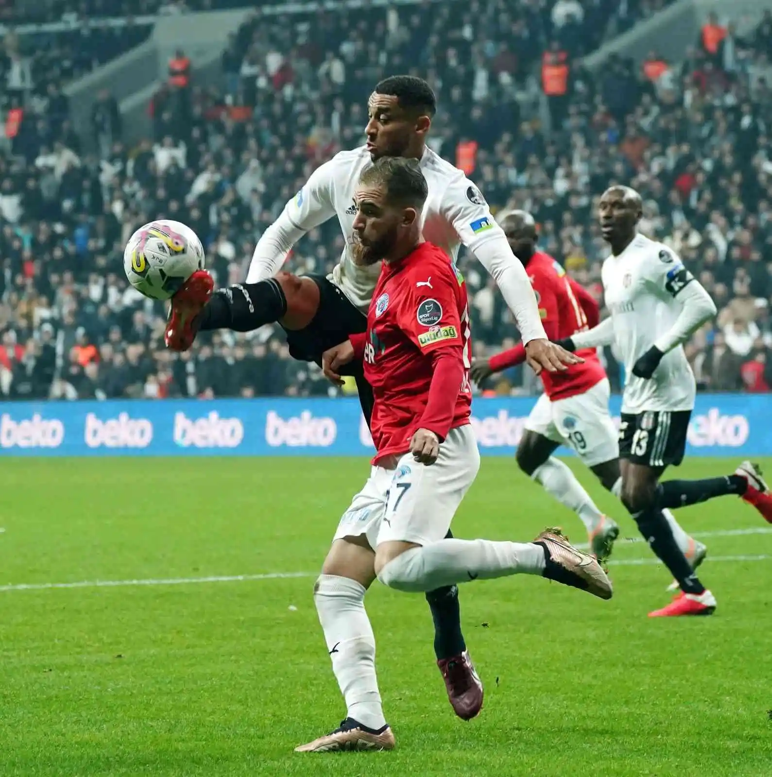 Spor Toto Süper Lig: Beşiktaş: 2 - Kasımpaşa: 1 (Maç sonucu)
