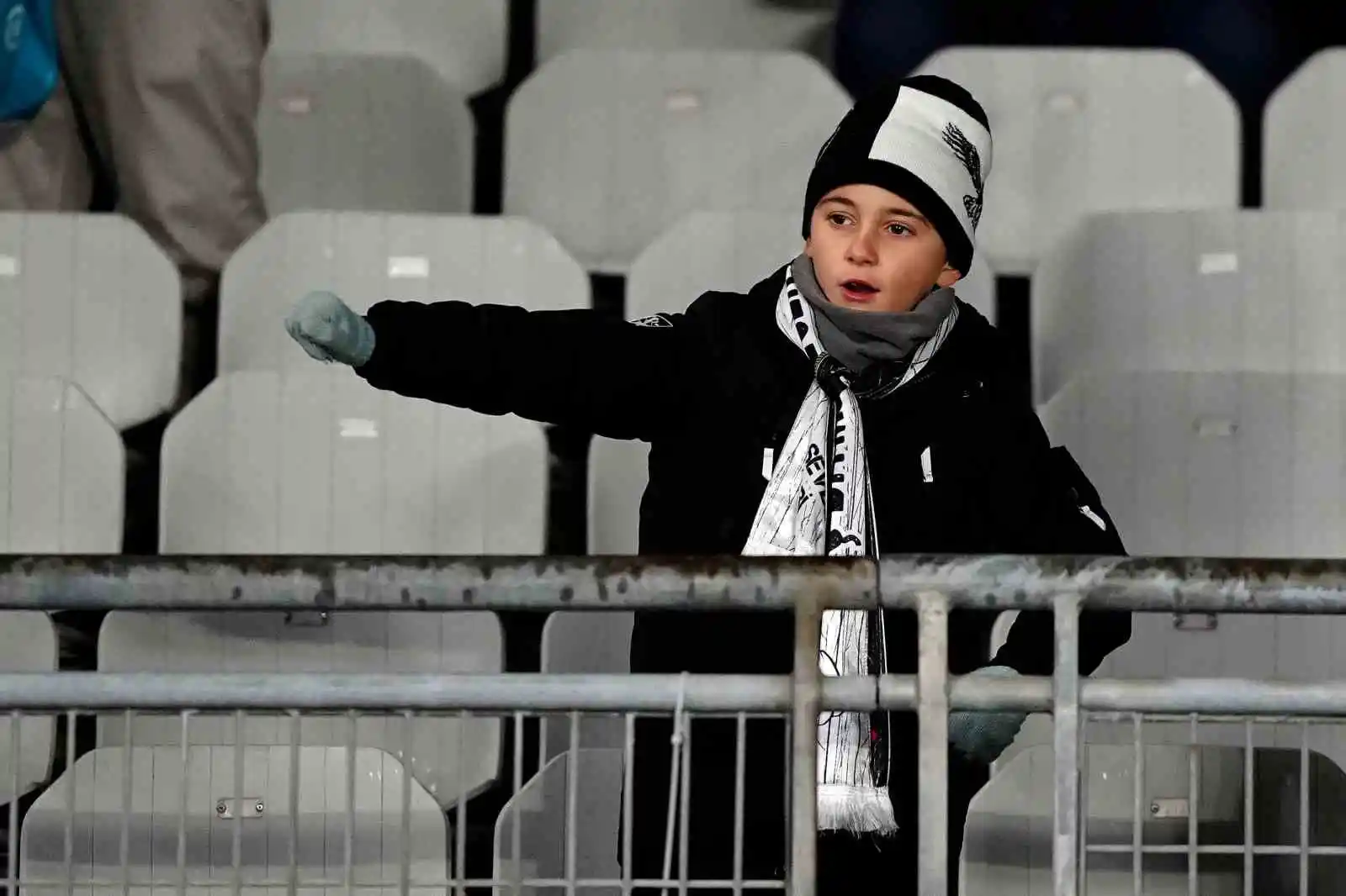 Spor Toto Süper Lig: Fatih Karagümrük: 0 - Beşiktaş: 0 (Maç devam ediyor)