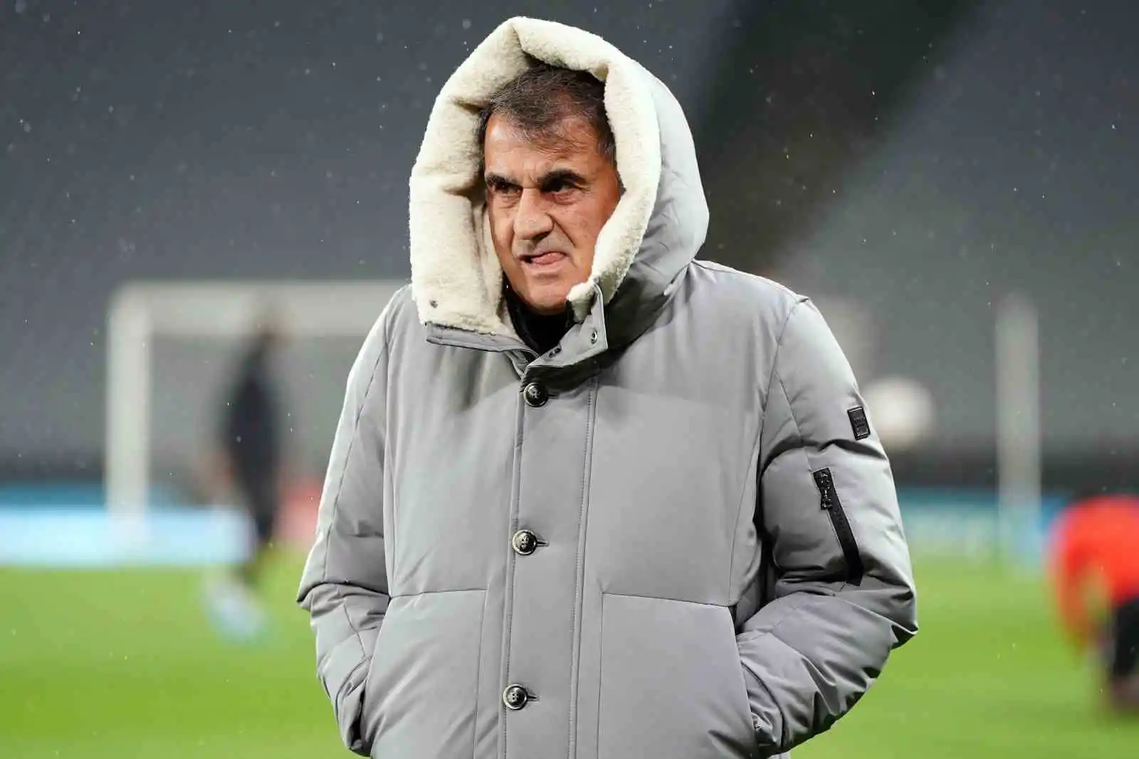 Spor Toto Süper Lig: Fatih Karagümrük: 0 - Beşiktaş: 0 (Maç devam ediyor)