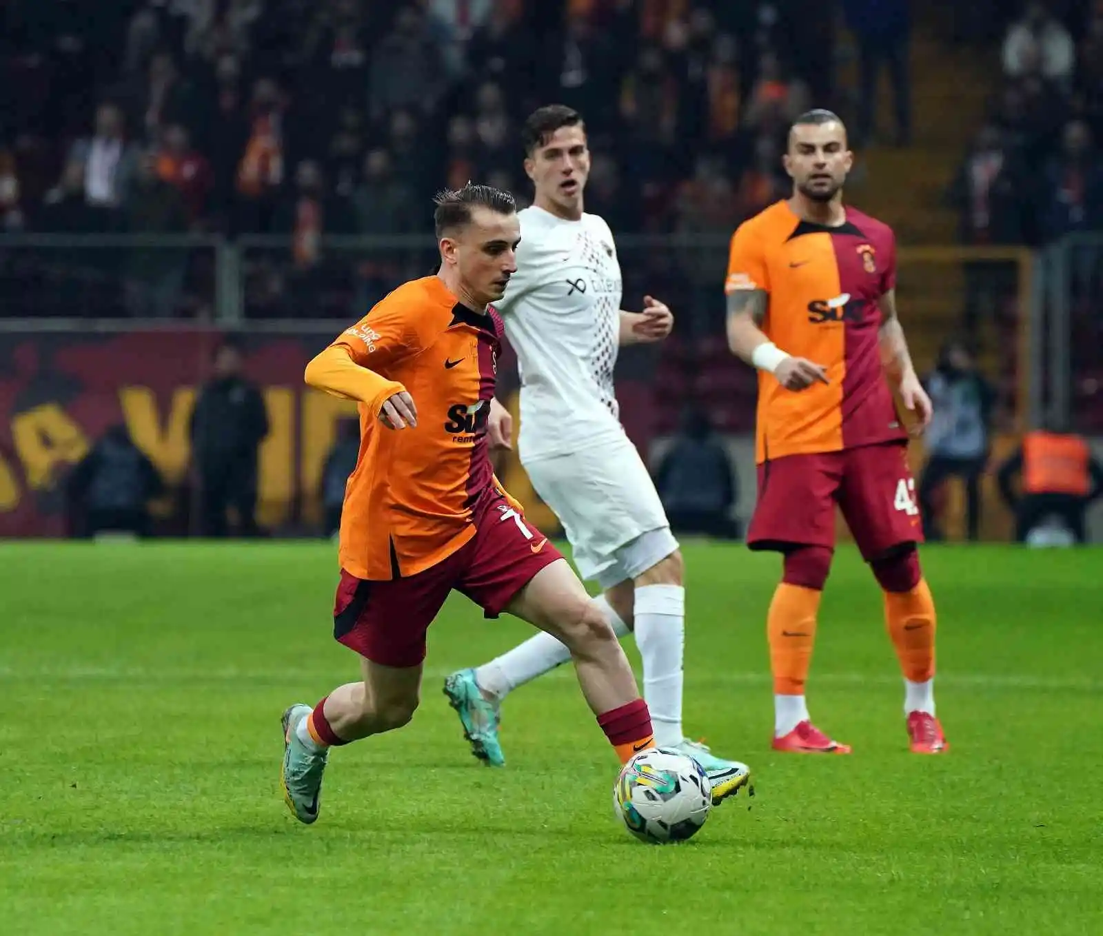 Spor Toto Süper Lig: Galatasaray: 1 - Hatayspor: 0 (Maç devam ediyor)
