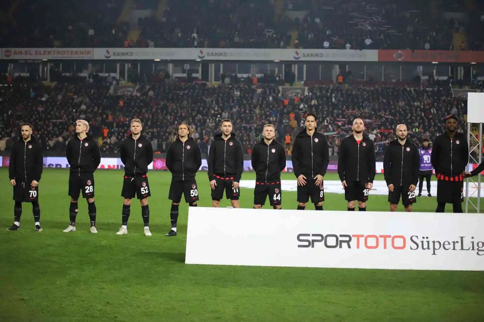 Spor Toto Süper Lig: Gaziantep FK: 0 - Fenerbahçe: 1 (Maç devam ediyor)