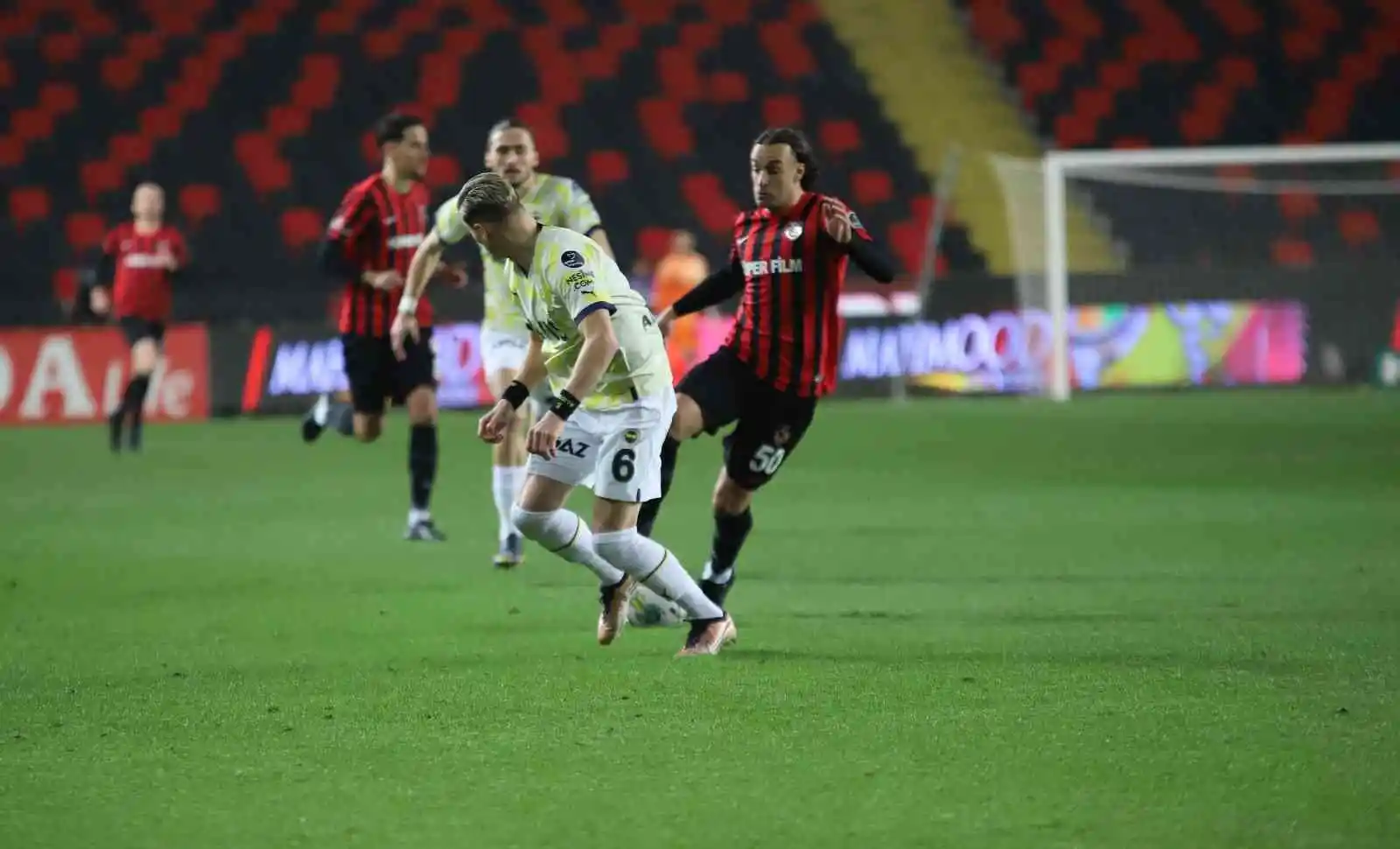 Spor Toto Süper Lig: Gaziantep FK: 0 - Fenerbahçe: 1 (Maç devam ediyor)