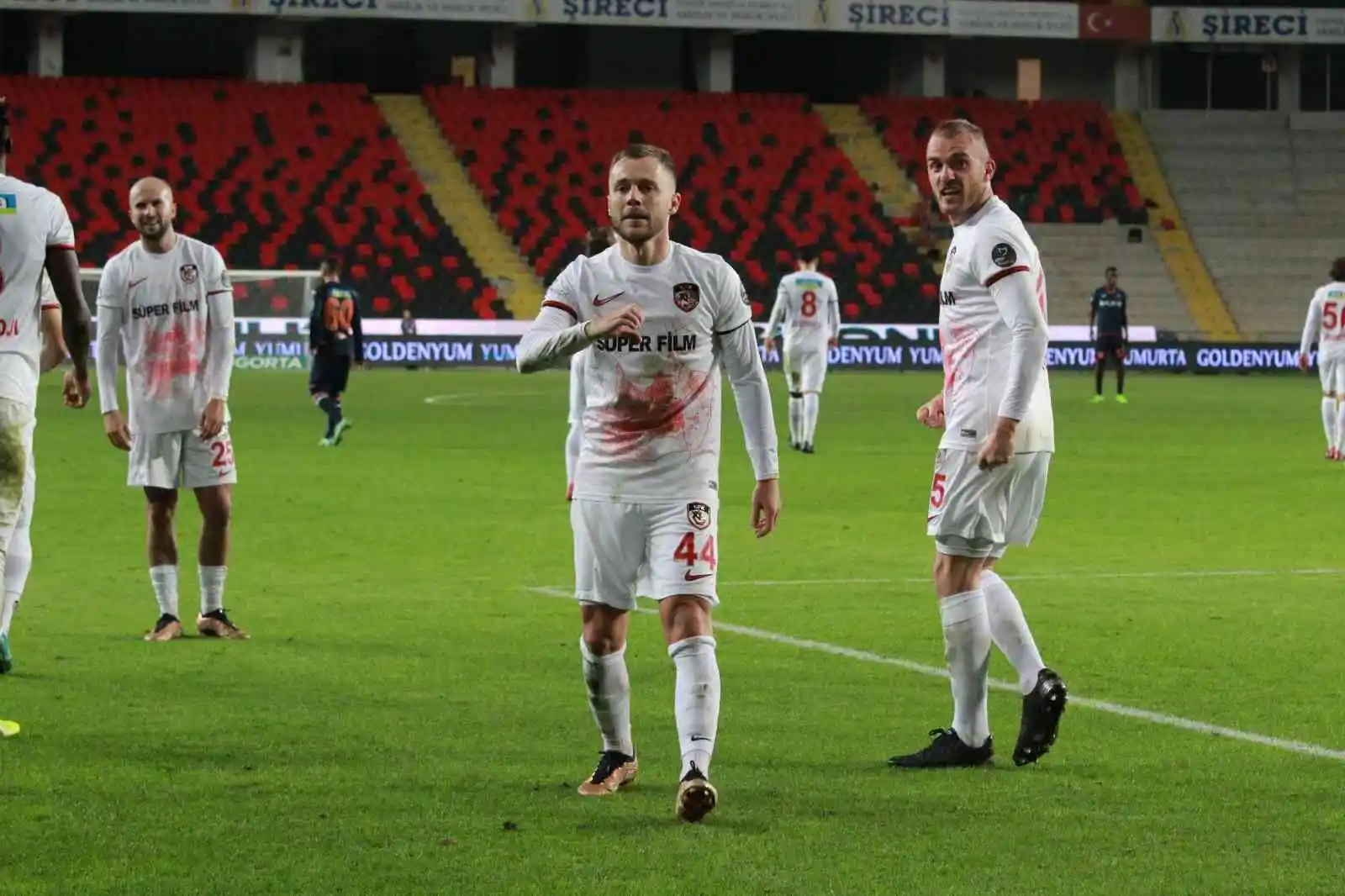 Spor Toto Süper Lig: Gaziantep FK: 1 - Başakşehir: 1 (Maç Sonucu)