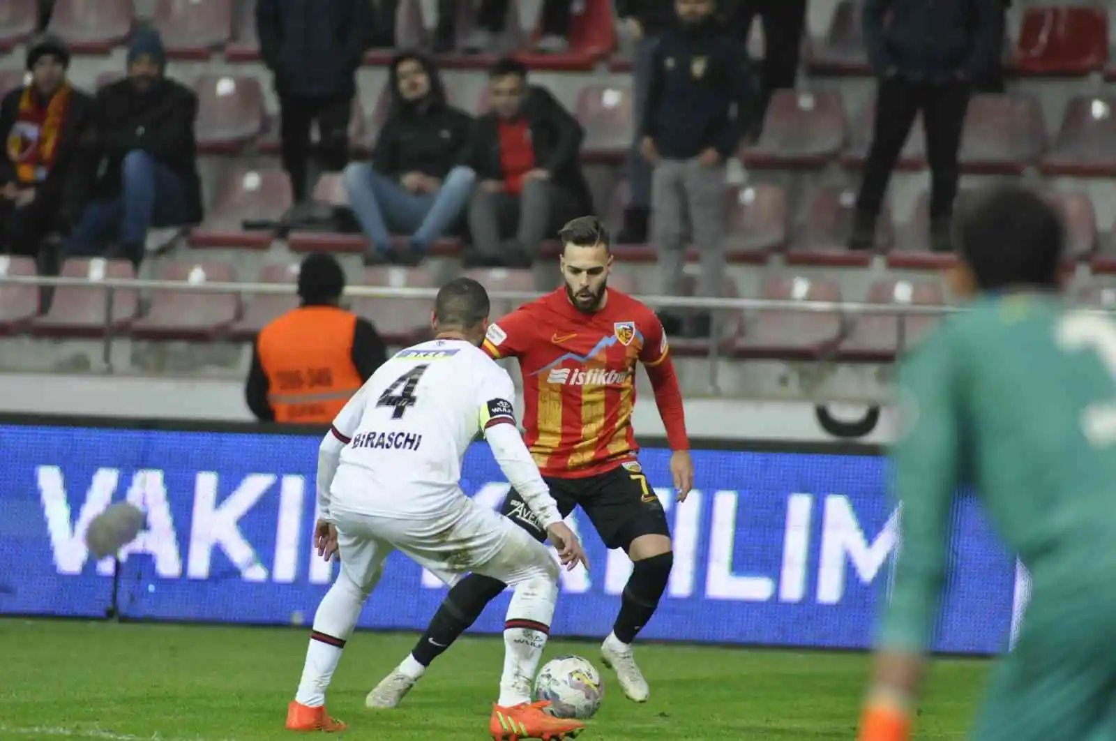 Spor Toto Süper Lig: Kayserispor: 2 - Fatih Karagümrük: 4 (Maç sonucu)
