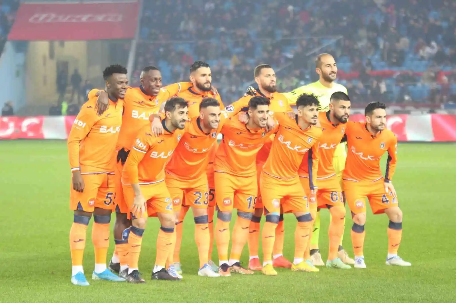 Spor Toto Süper Lig: Trabzonspor: 1 - Medipol Başakşehir: 0 (İlk yarı)