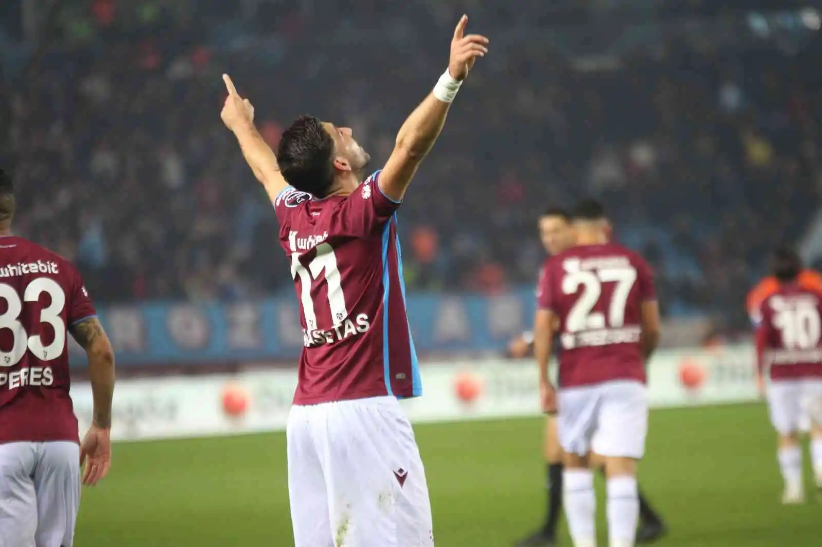Spor Toto Süper Lig: Trabzonspor: 1 - Medipol Başakşehir: 0 (İlk yarı)