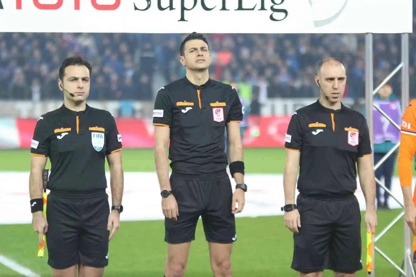 Spor Toto Süper Lig: Trabzonspor: 1 - Medipol Başakşehir: 0 (İlk yarı)