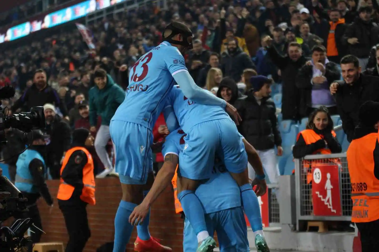 Spor Toto Süper Lig: Trabzonspor: 3 - Giresunspor: 0 (Maç sonucu)