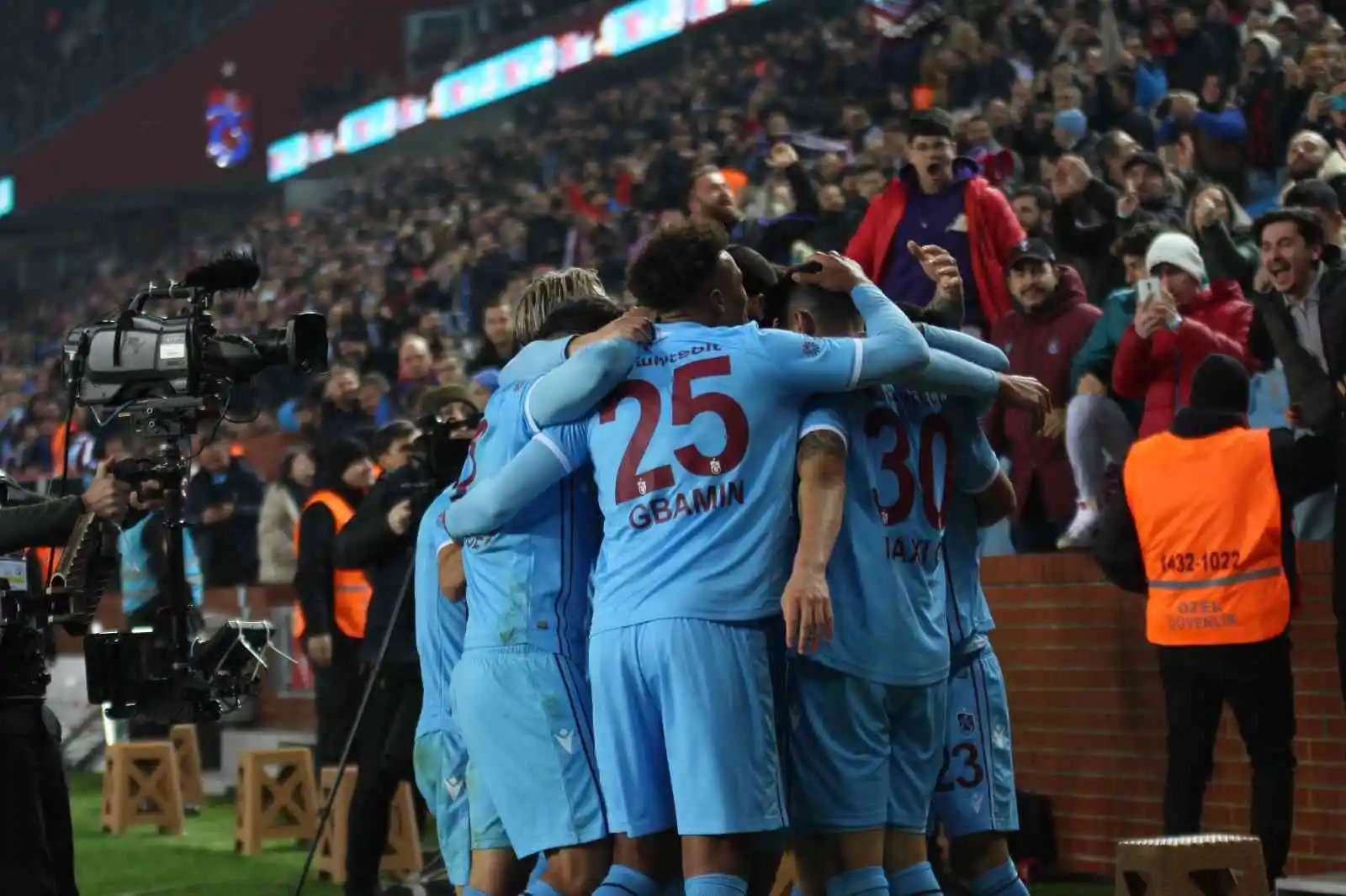 Spor Toto Süper Lig: Trabzonspor: 3 - Giresunspor: 0 (Maç sonucu)